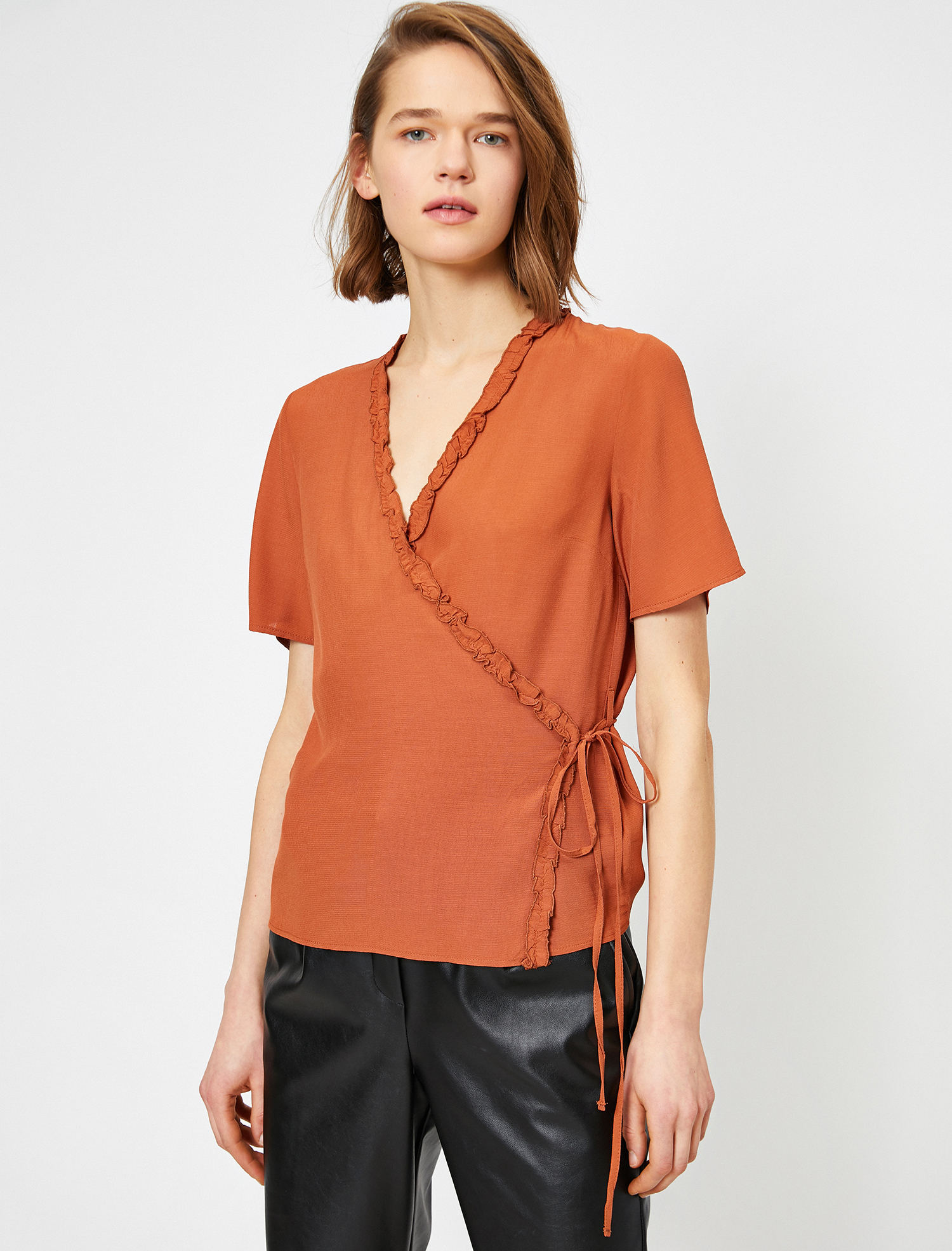   Kısa Kollu Anvelop Bluz