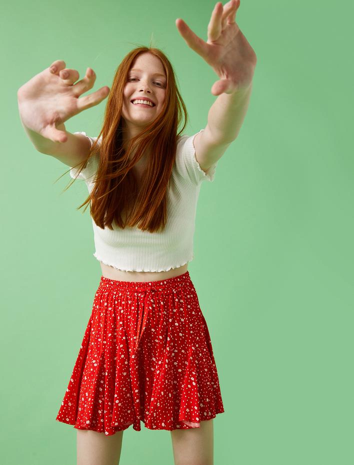  Belden Bağlamalı Şort Desenli