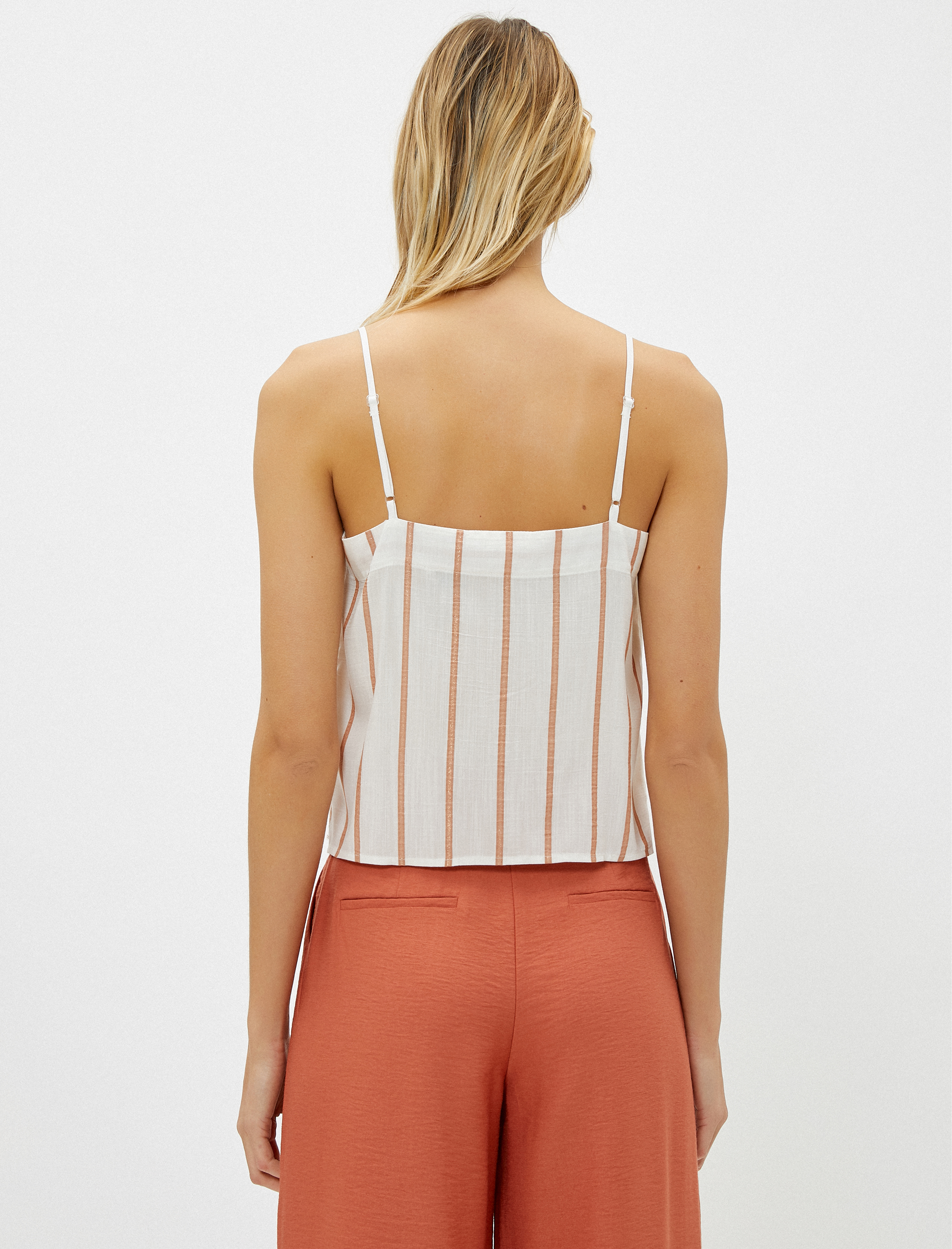   Çizgili V Yaka Atlet