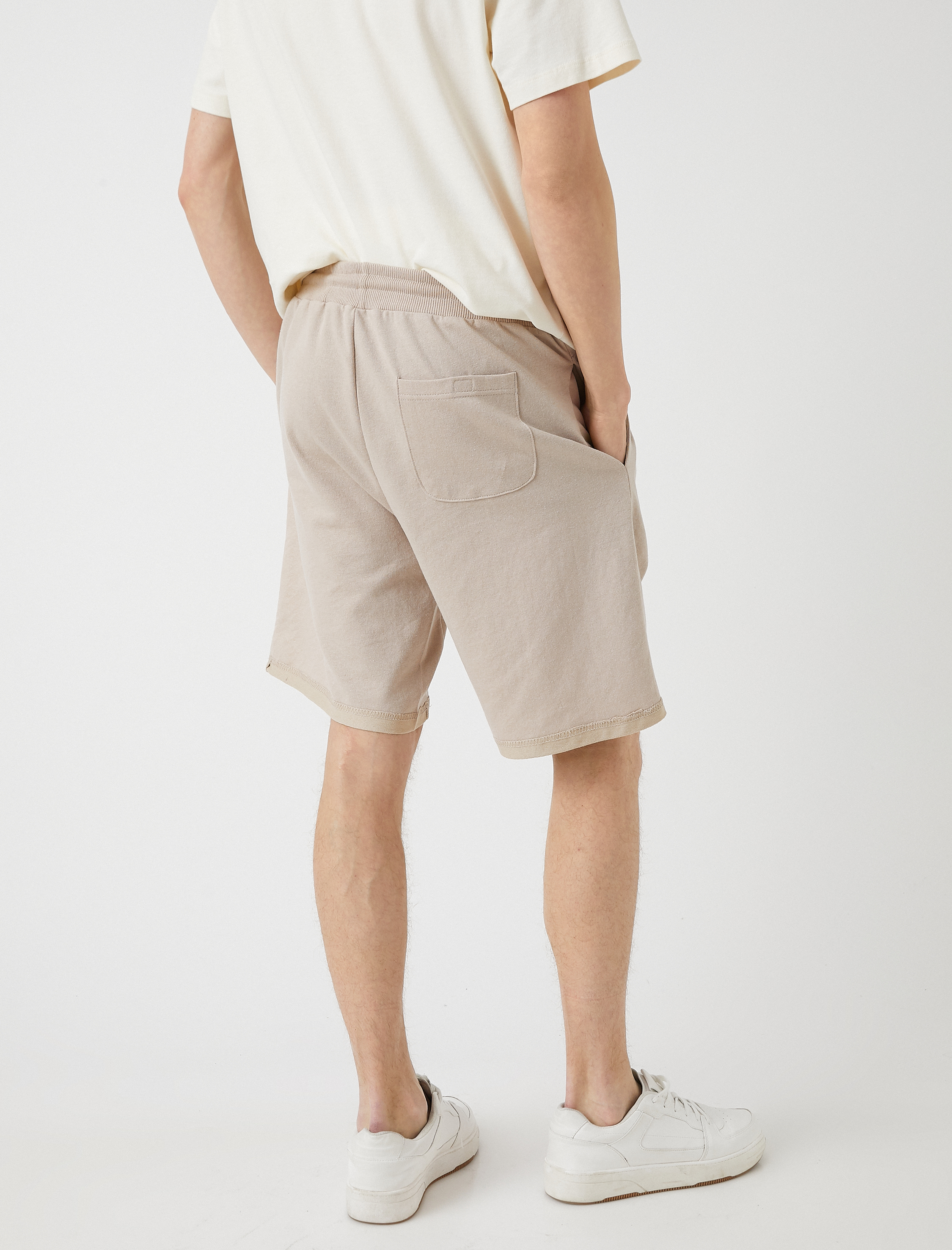   Slim Fit Etiketli Şort