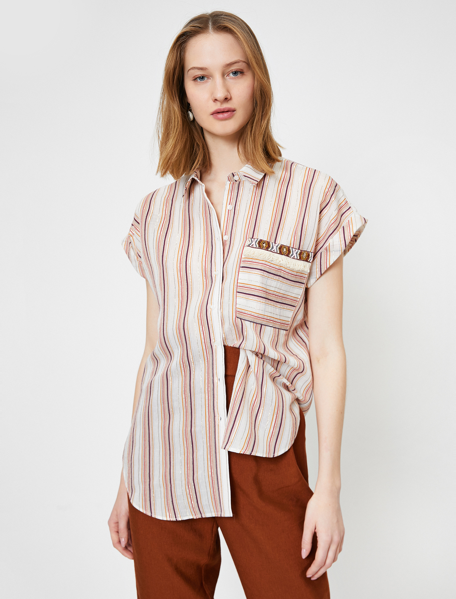   Cep Detaylı Simli Çizgili Boncuk İşlemeli Gömlek