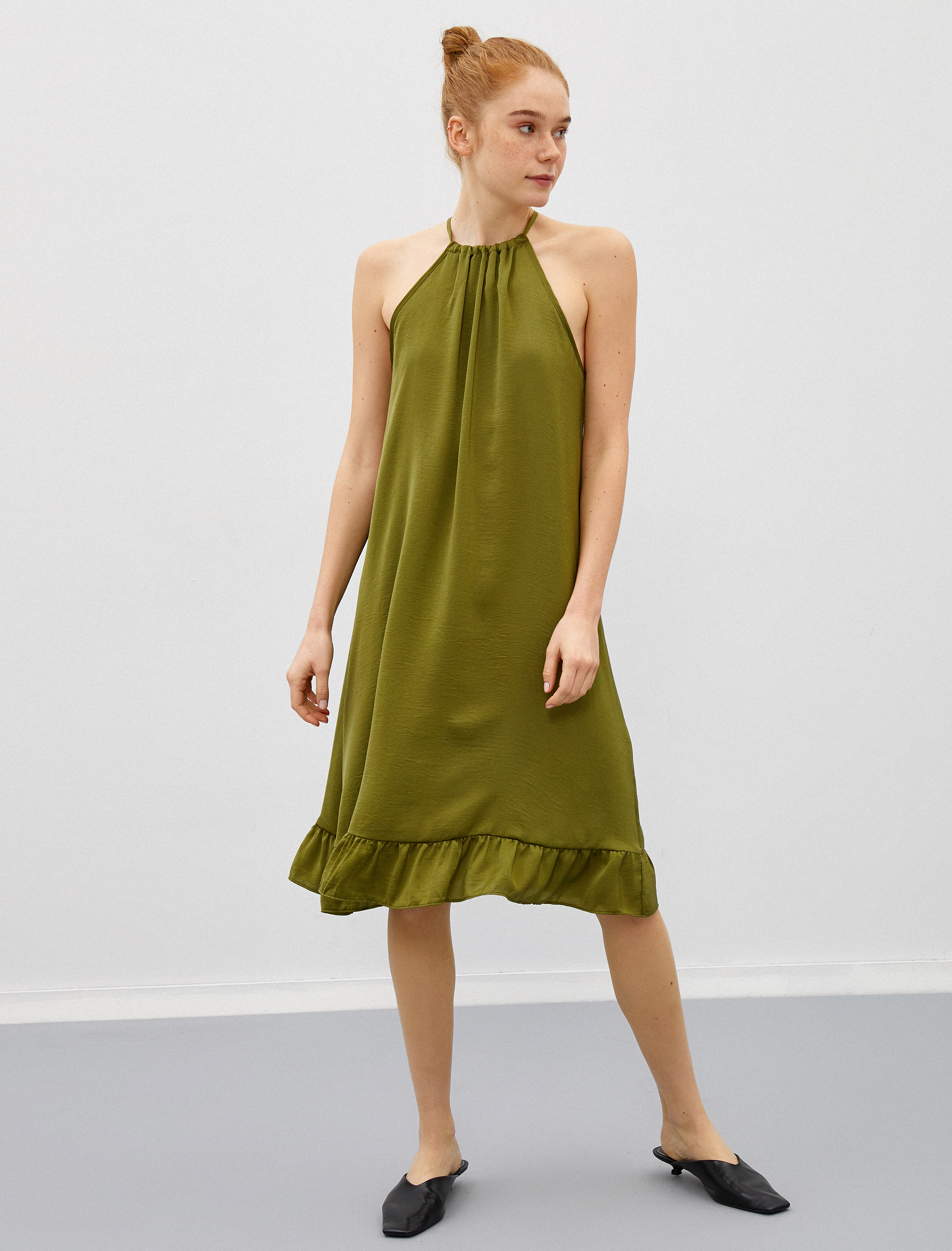   Halter Yaka Kısa Elbise