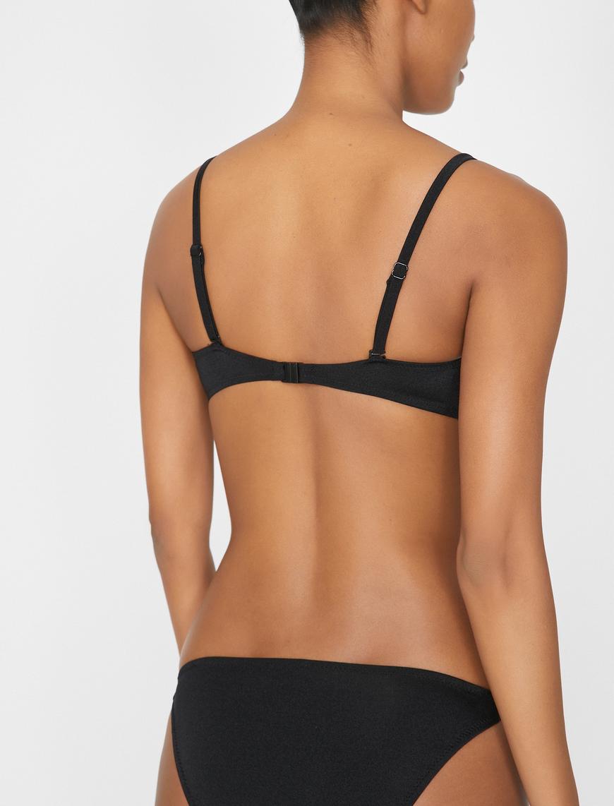   Toka Detaylı Bikini Üstü