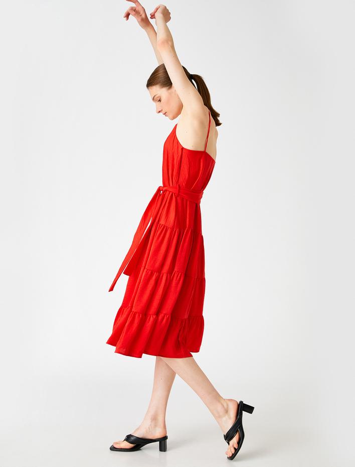  Askılı Midi Elbise Fırfırlı Kuşaklı Saten Görünümlü