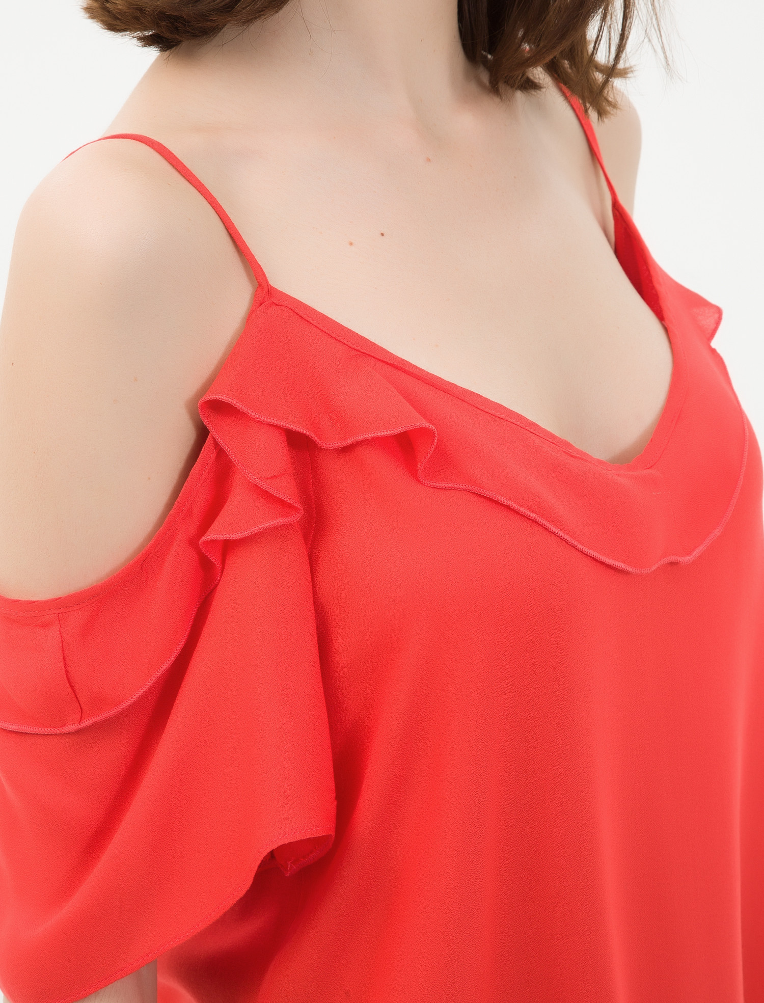   Fırfır Detaylı Askılı Bluz