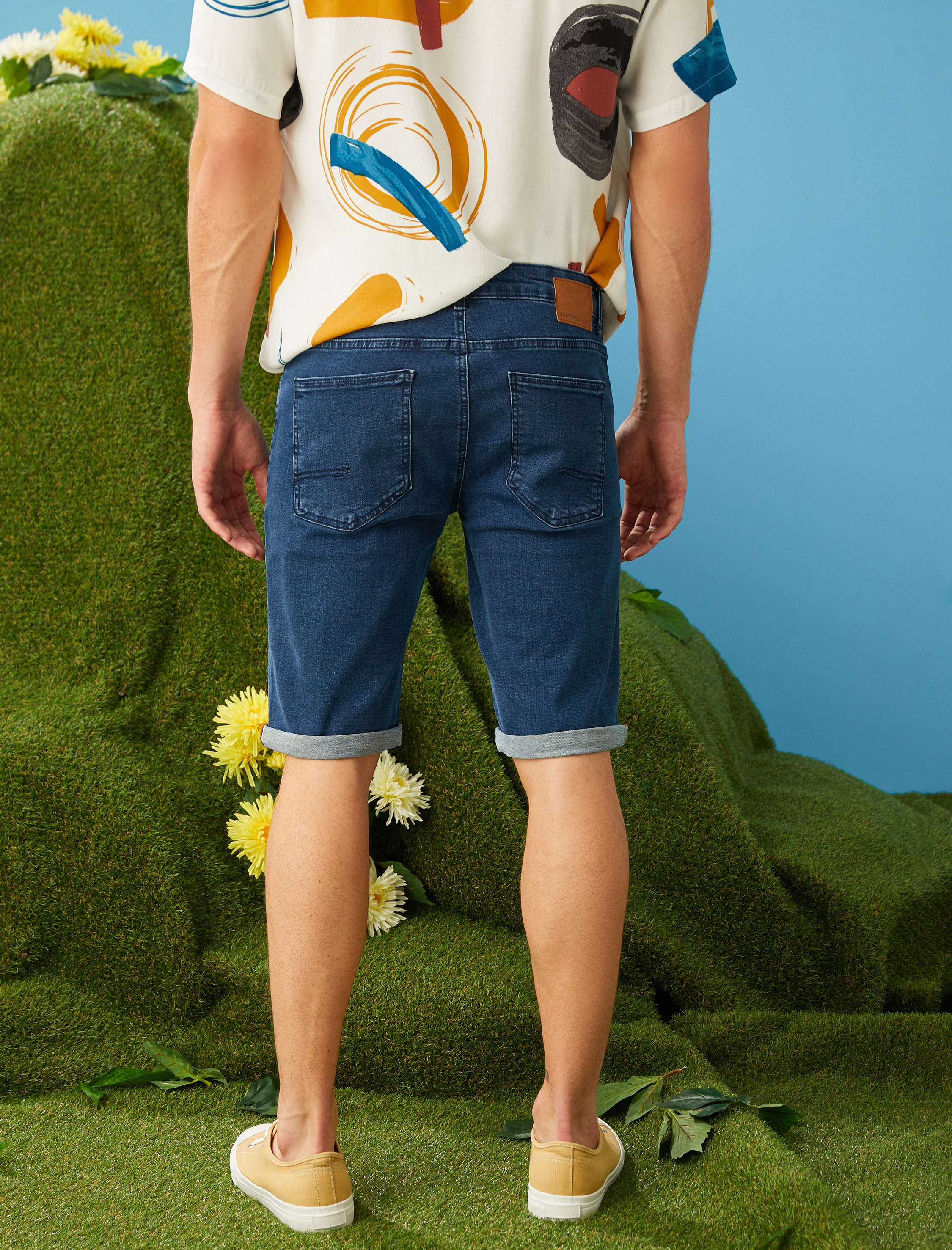 Katlama Paça Kot Şort