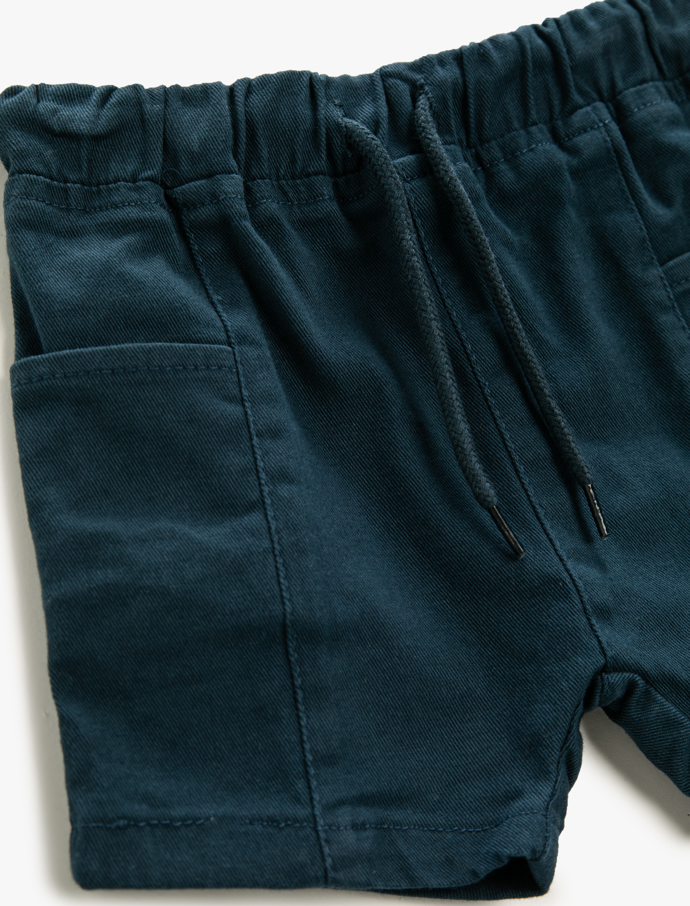  Erkek Bebek Pamuklu Şort Cep Detaylı Beli Bağlamalı Lastikli