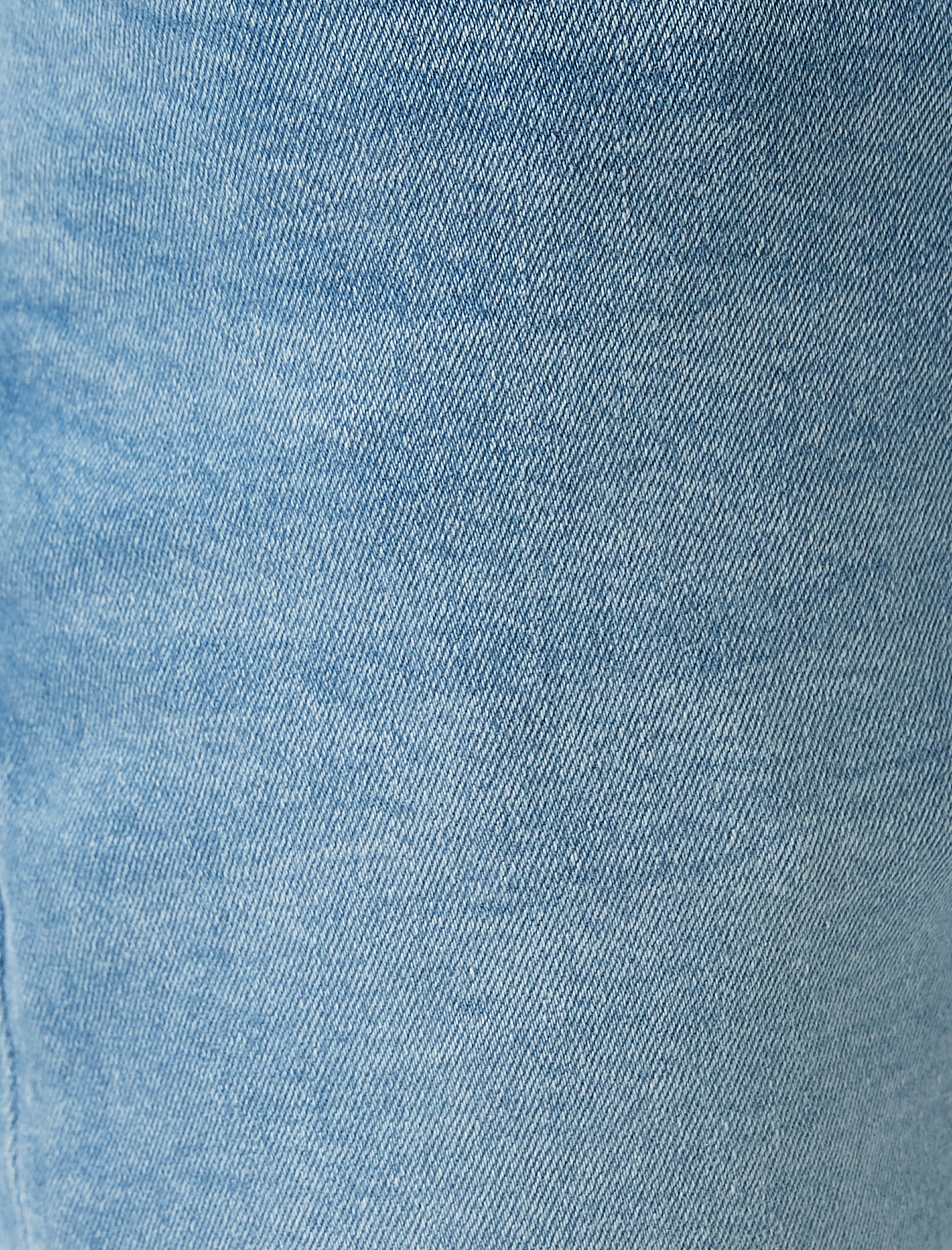   Katlı Paça Kot Şort