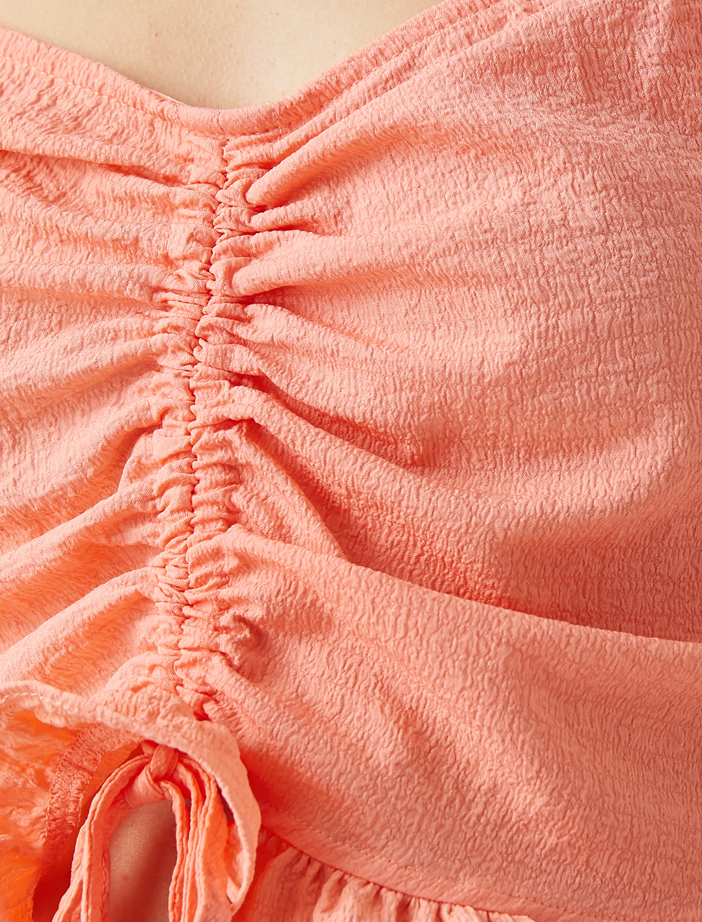   Crop Büzgülü Bluz