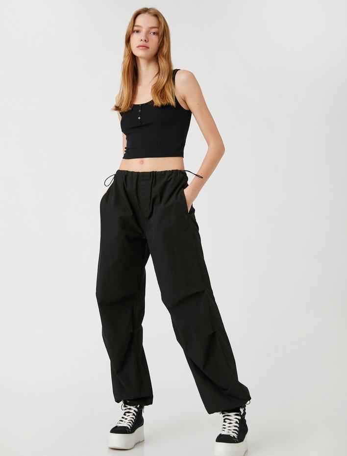  Fitilli Atlet Crop U Yaka Önü Düğmeli Fitilli