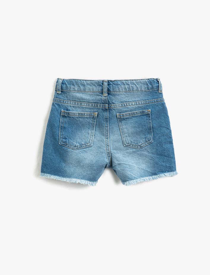 Kız Çocuk Pul-Payet İşlemeli Kot Şort Cepli Paçaları Püsküllü Beli Ayarlanabilir Lastikli