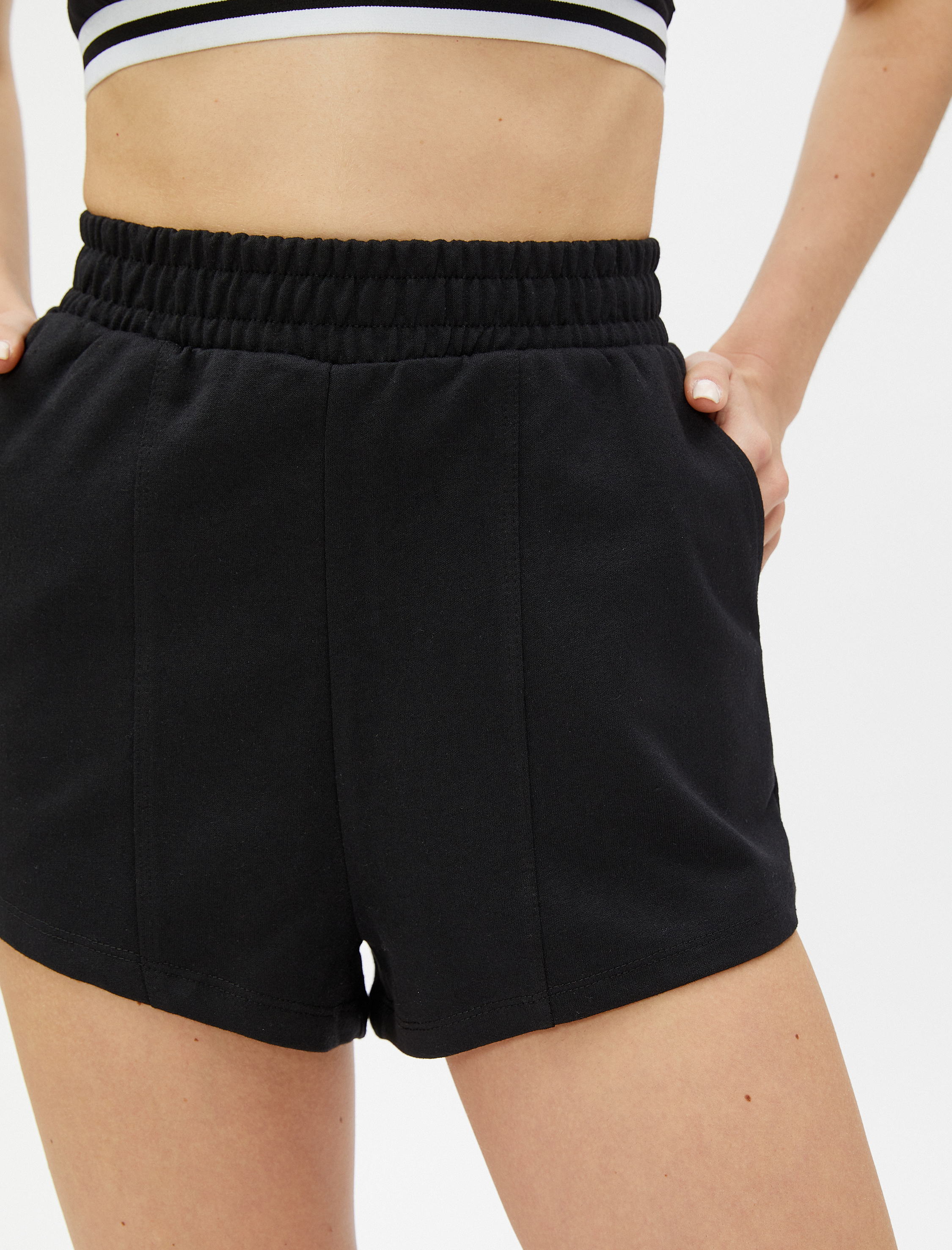   Beli Lastikli Şort Cep Detaylı Nervürlü Rahat Kesim