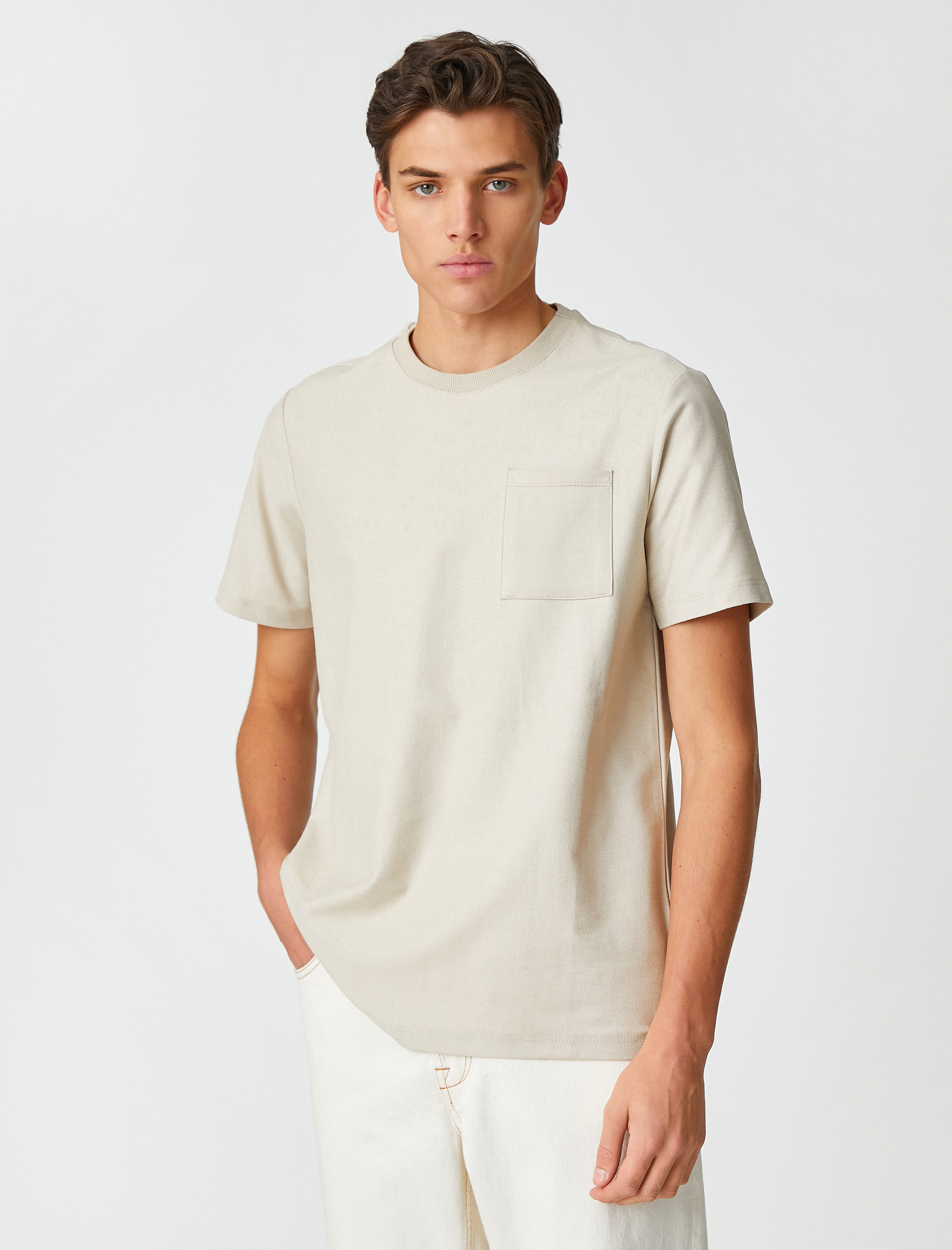   Basic Tişört Cep Detaylı Bisiklet Yaka Kısa Kollu Pamuklu