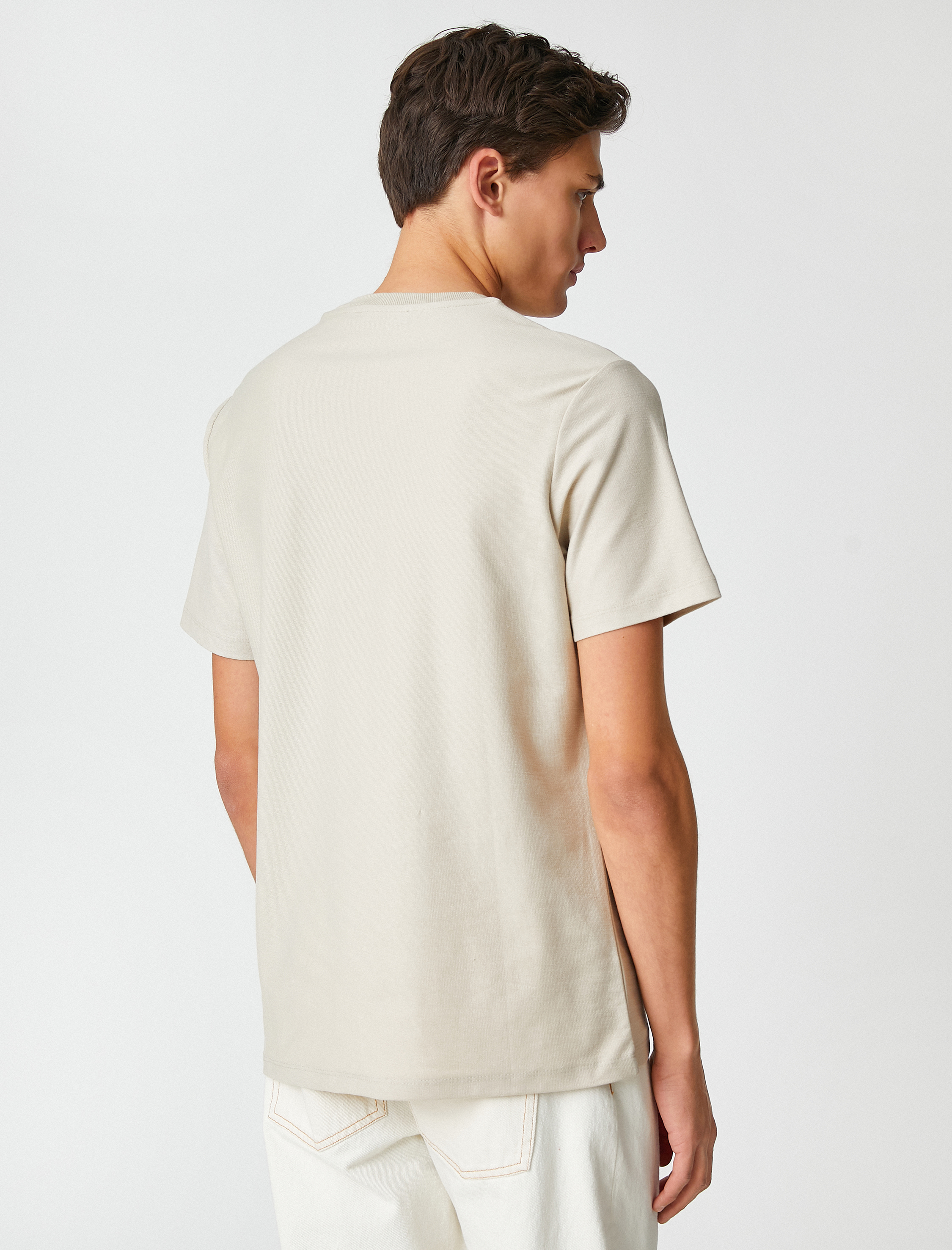   Basic Tişört Cep Detaylı Bisiklet Yaka Kısa Kollu Pamuklu