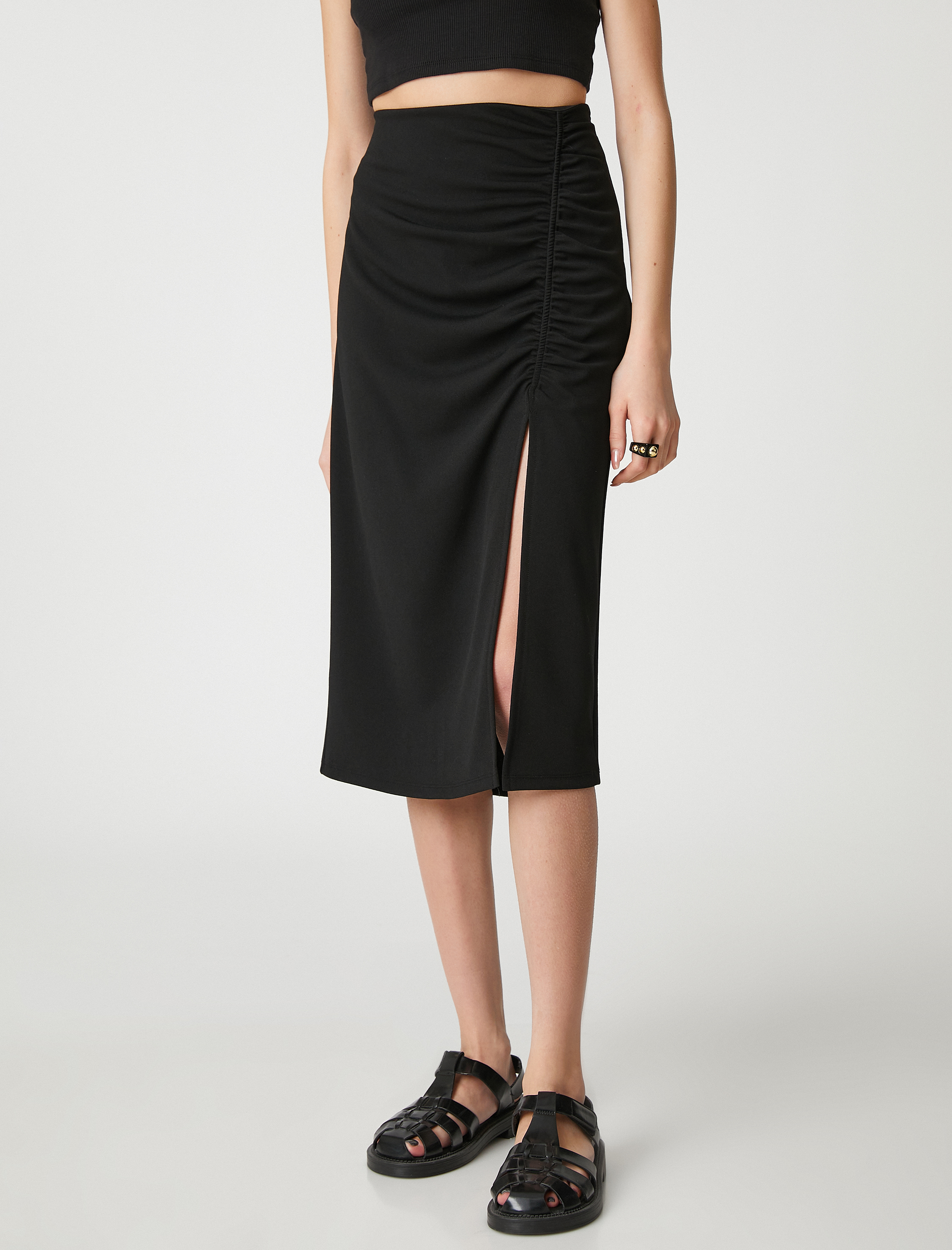   Midi Etek Yırtmaç Detaylı Krep Büzgülü