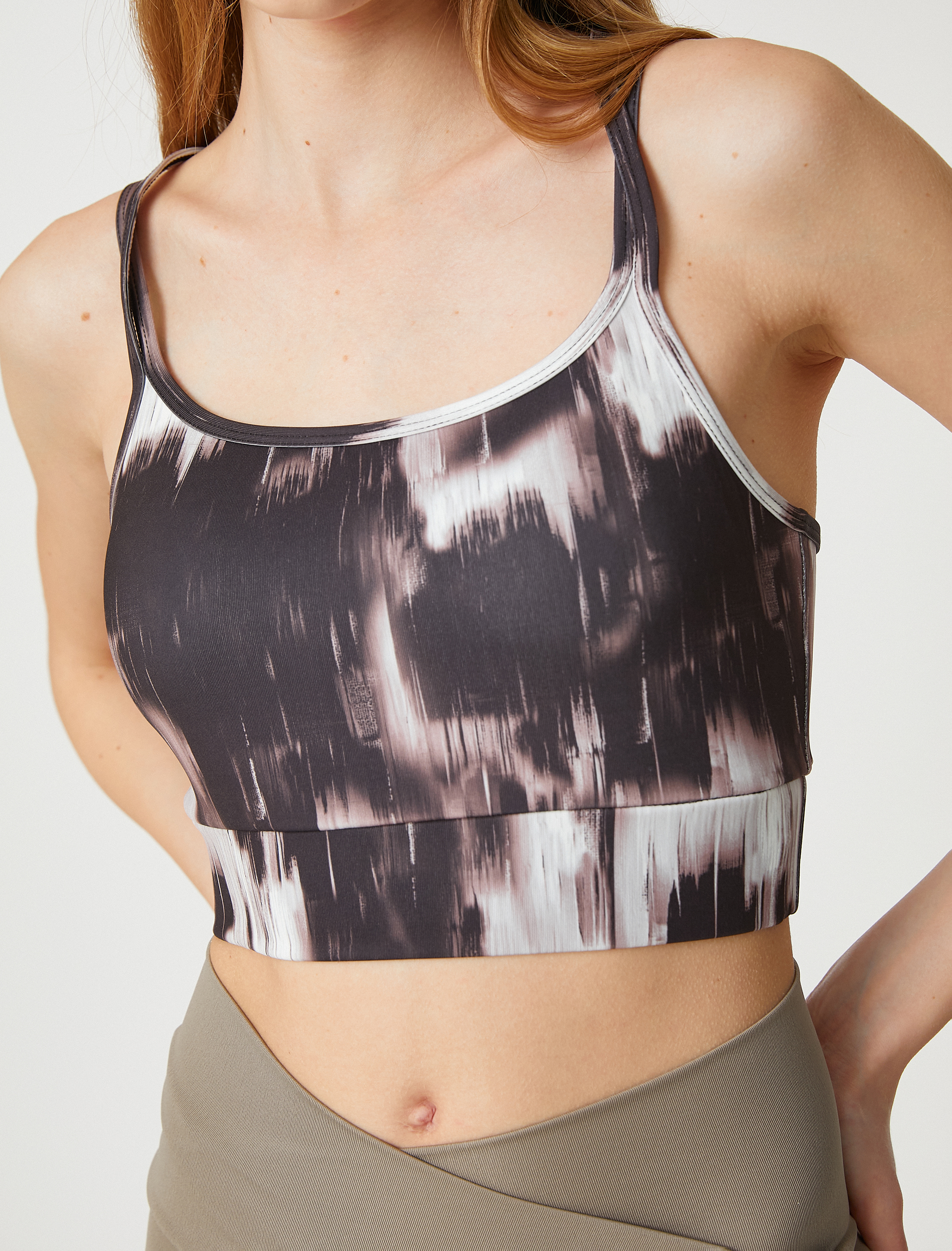   Soyut Baskılı Sporcu Sütyeni Çapraz Askılı