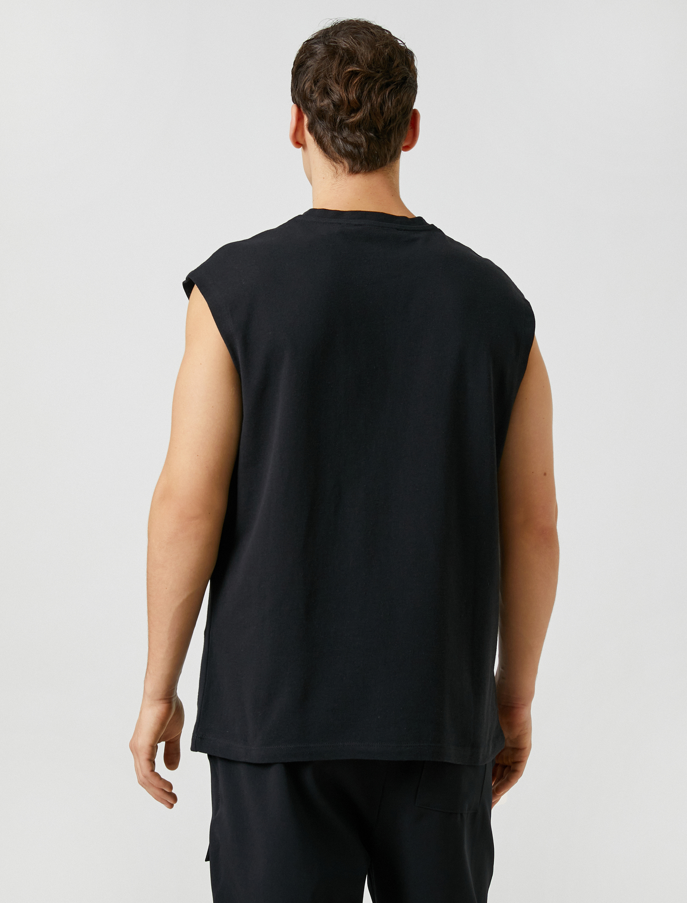   Basic Kolsuz Tişört Bisiklet Yaka Kolsuz Pamuklu