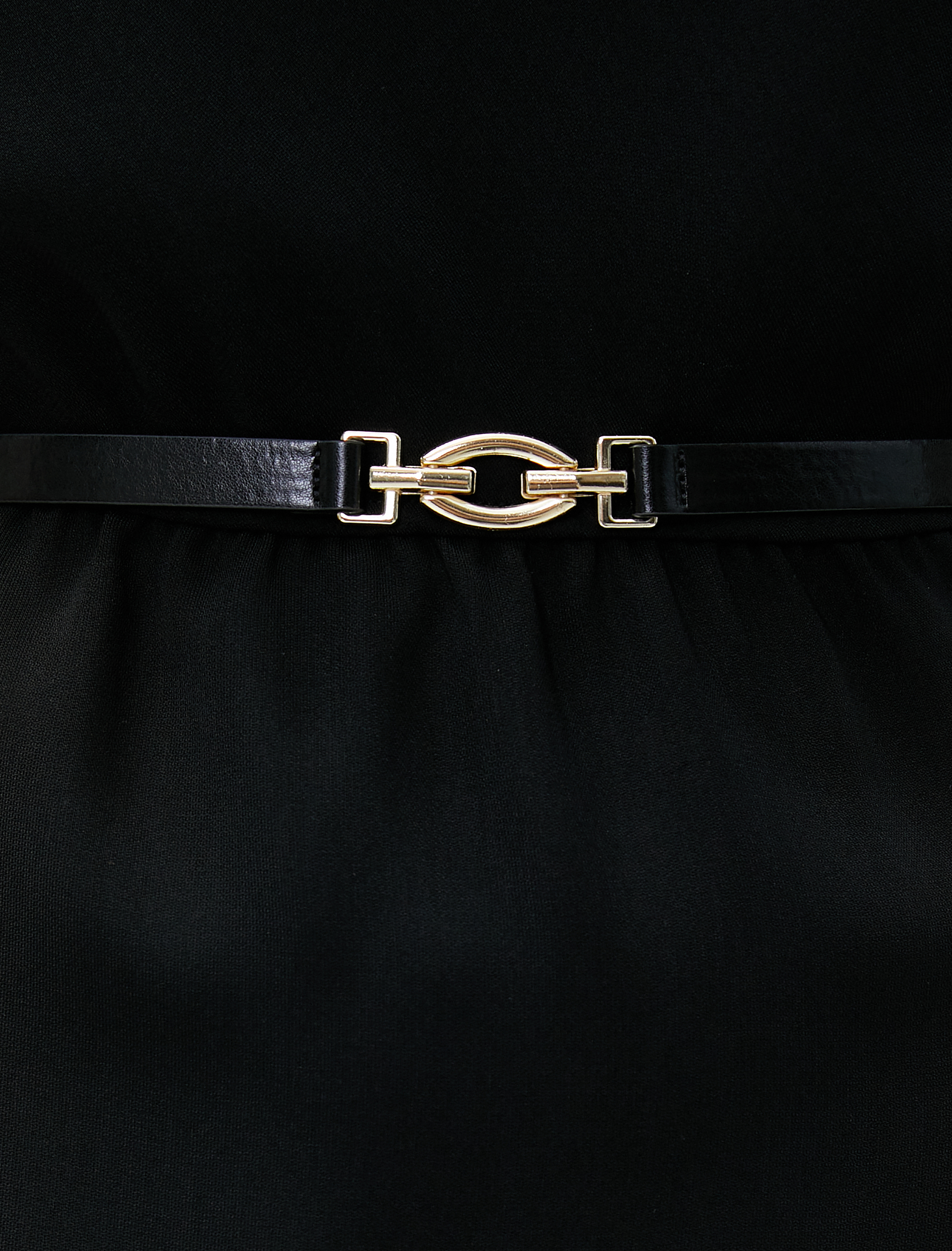   Kısa Elbise Degaje Yaka Kemerli