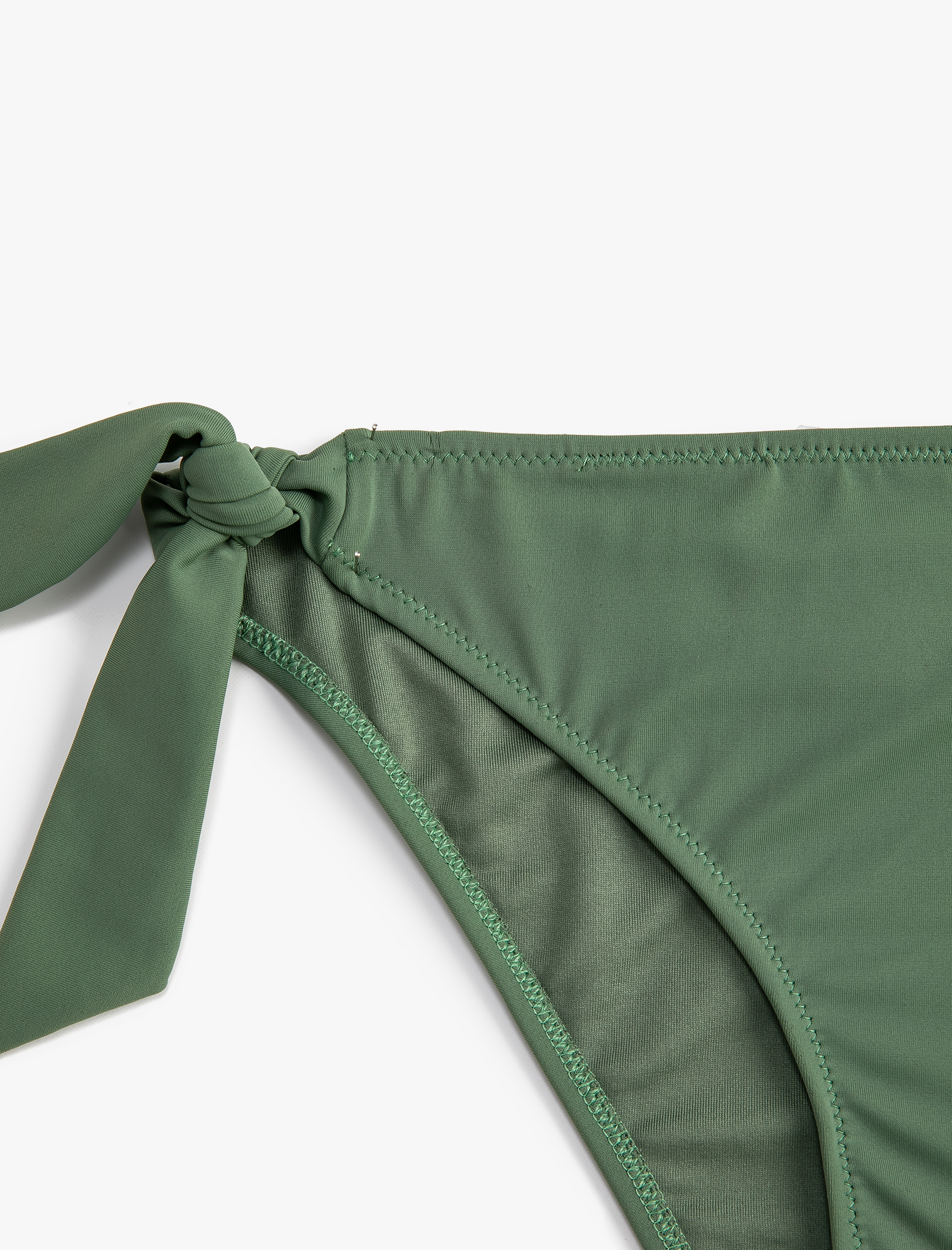   Basic Bikini Altı Yanları Bağlama Detaylı