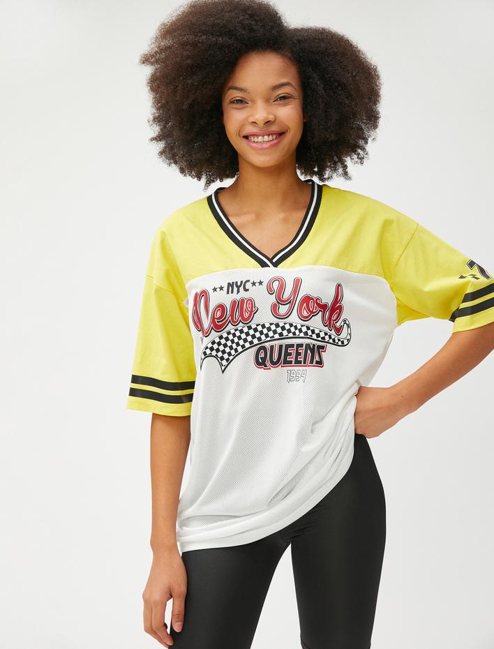  Kolej Tişört Baskılı V Yaka Kısa Kollu Pamuklu