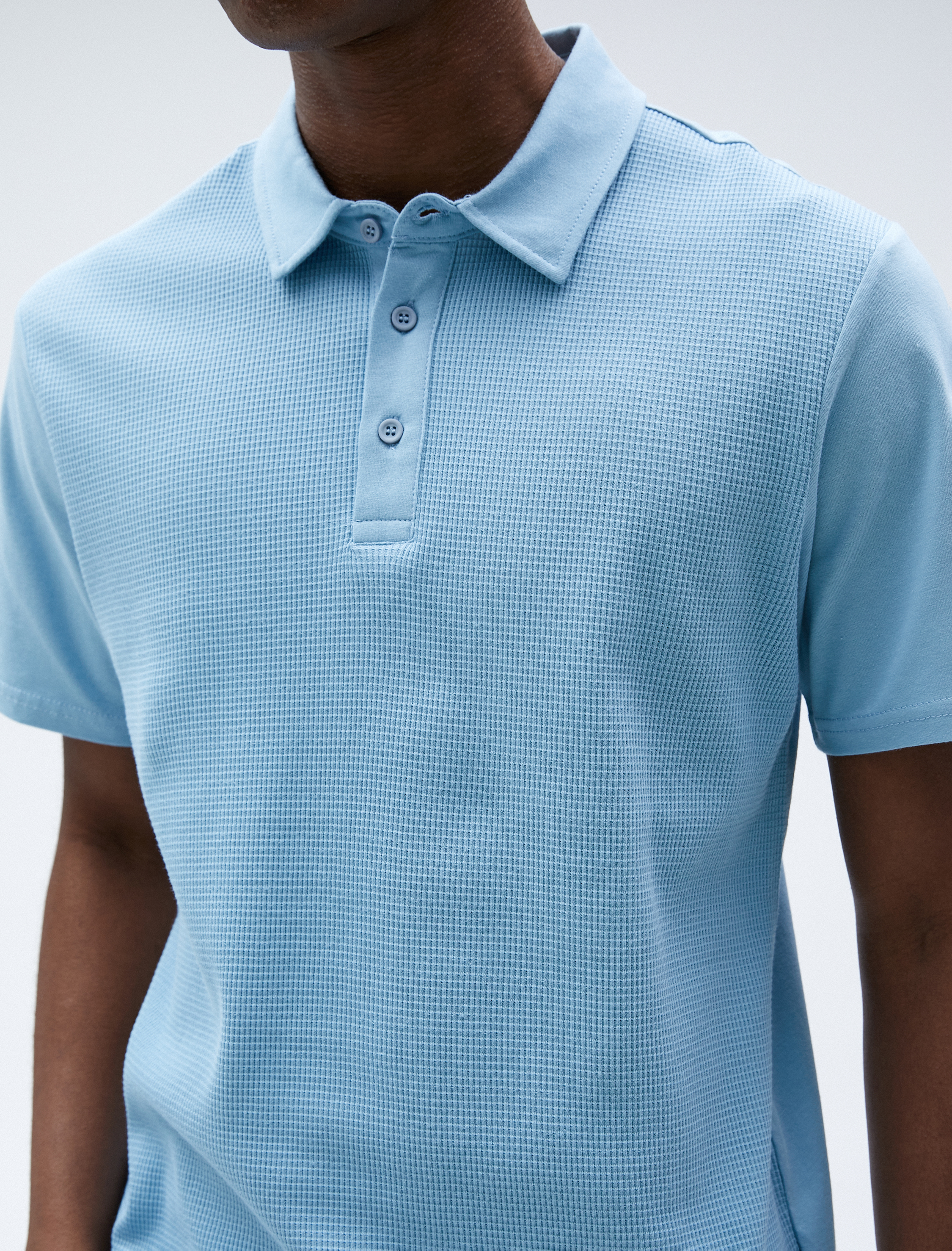 Polo Yaka Tişört Dokulu Düğmeli Dar Kesim Kısa Kollu