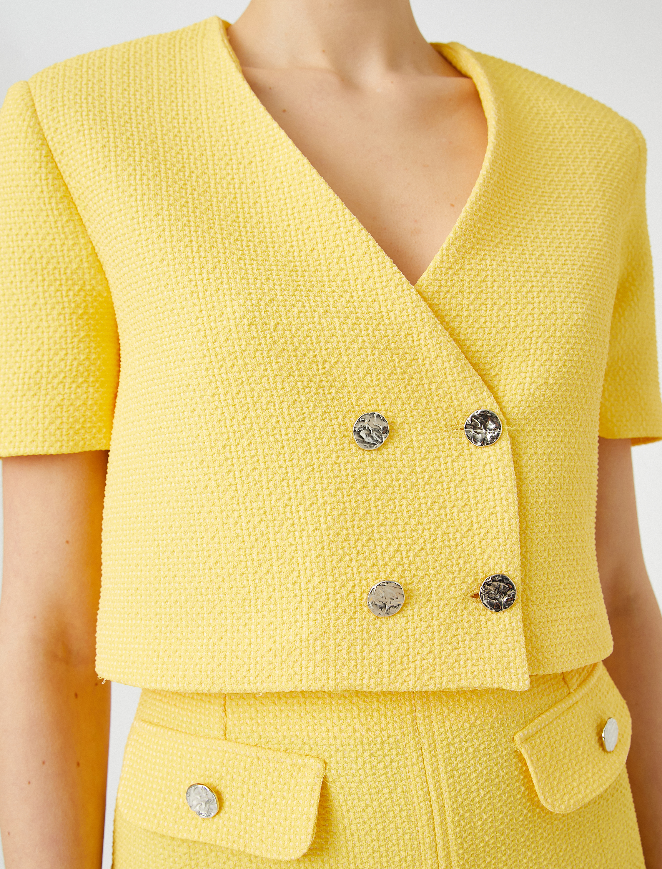   Kısa Tüvit Ceket Kısa Kollu Kruvaze Düğmeli V Yaka