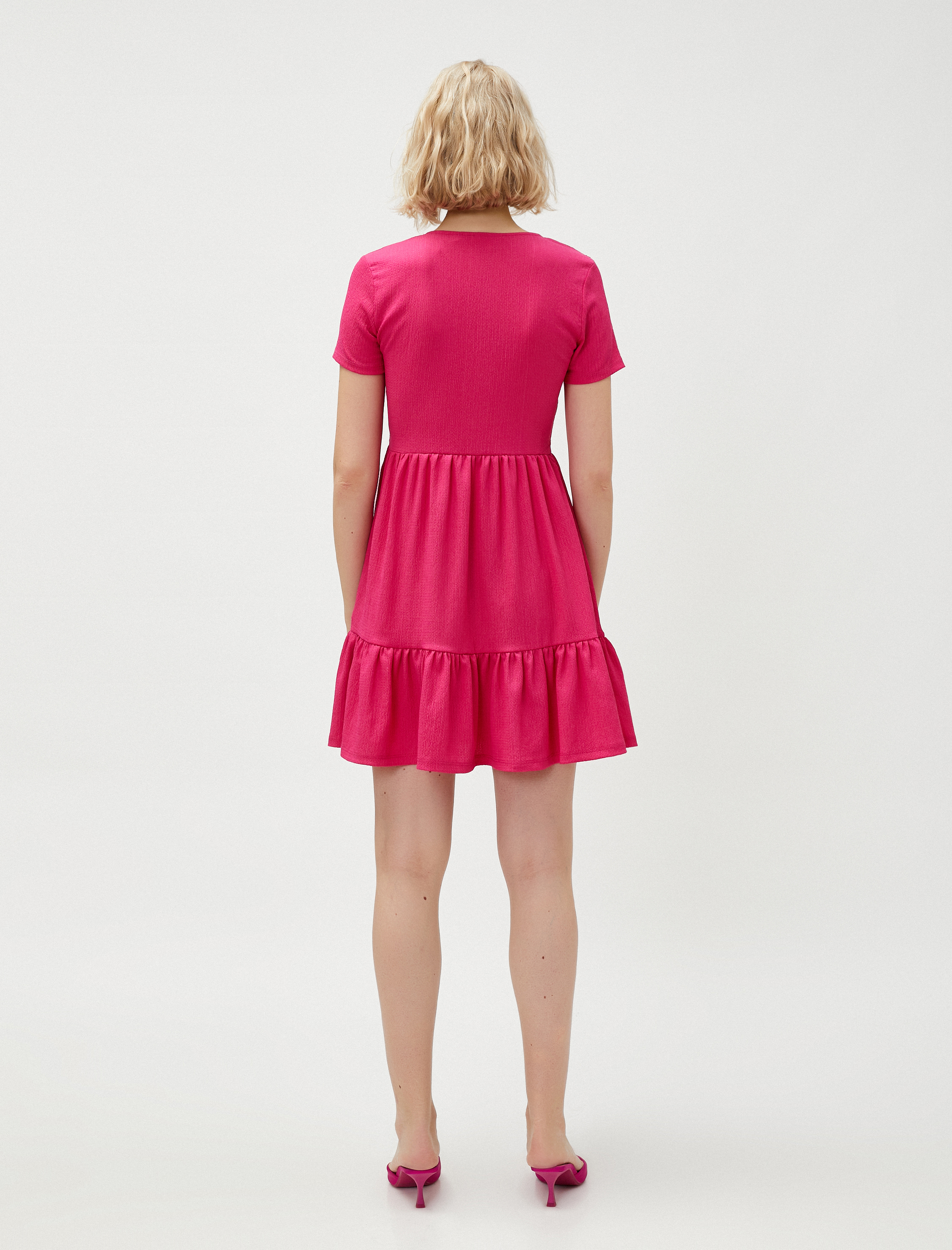   Katlı Mini Elbise Kısa Kollu V Yaka