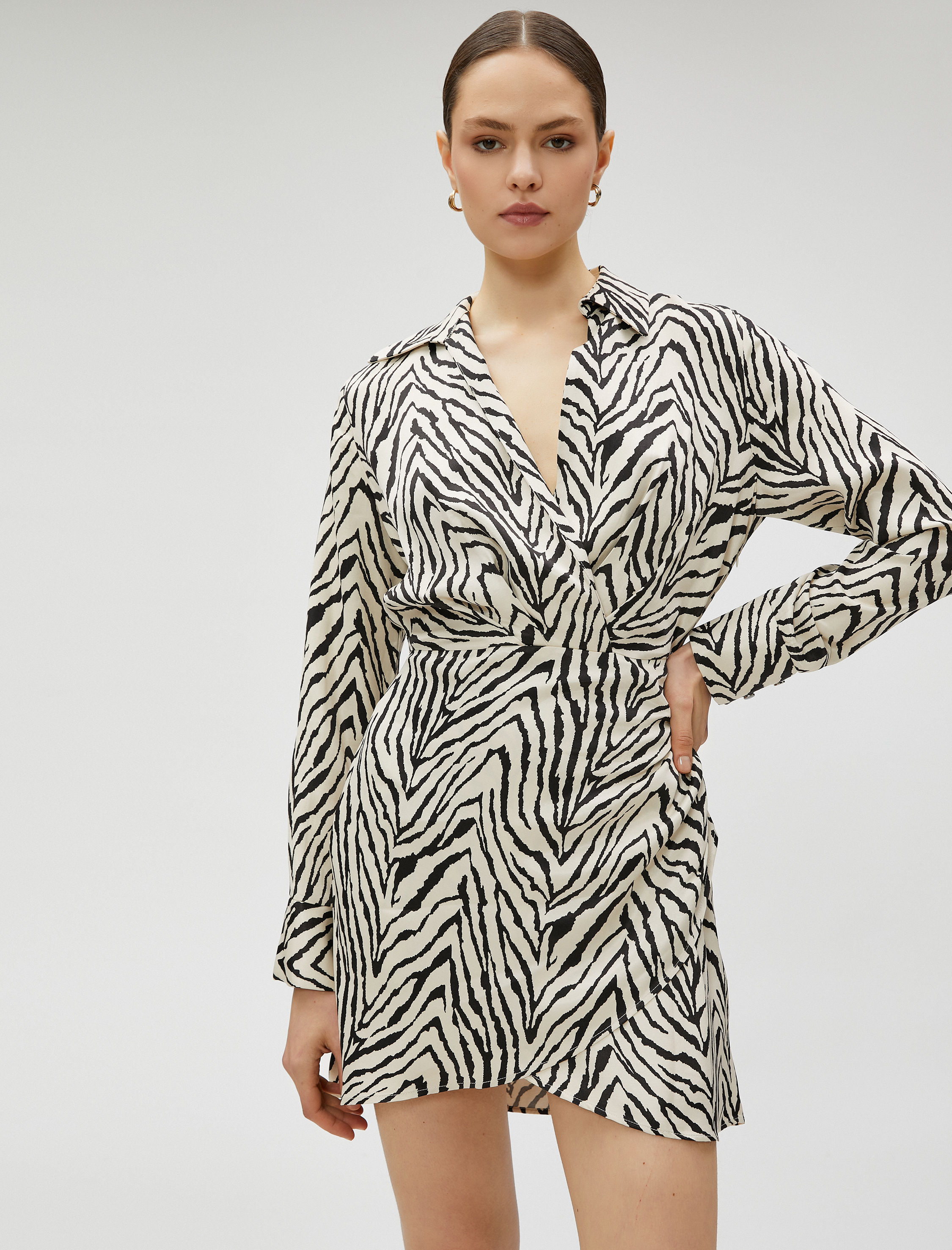   Zebra Desenli Mini Elbise Viskon Uzun Kollu