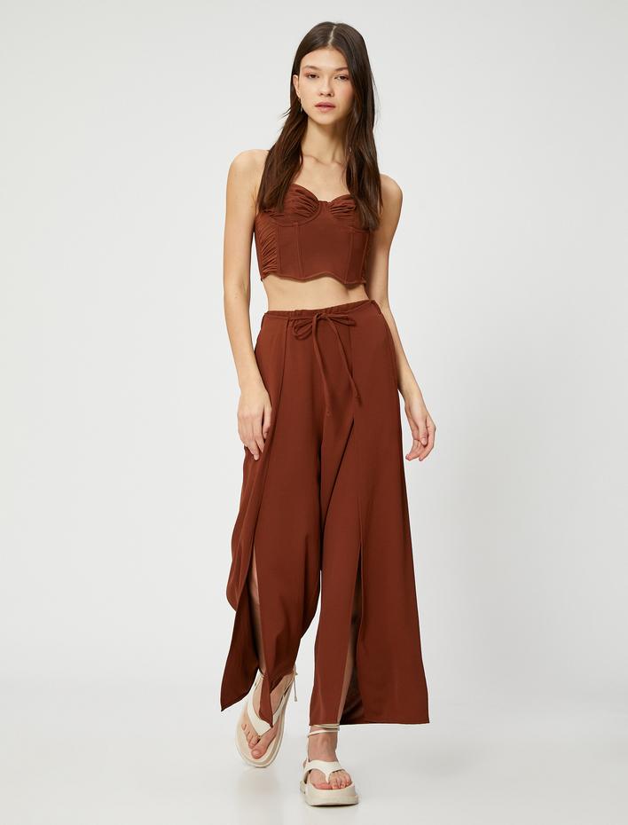  Bol Paça Pantolon Beli Bağcıklı Yırtmaç Detaylı