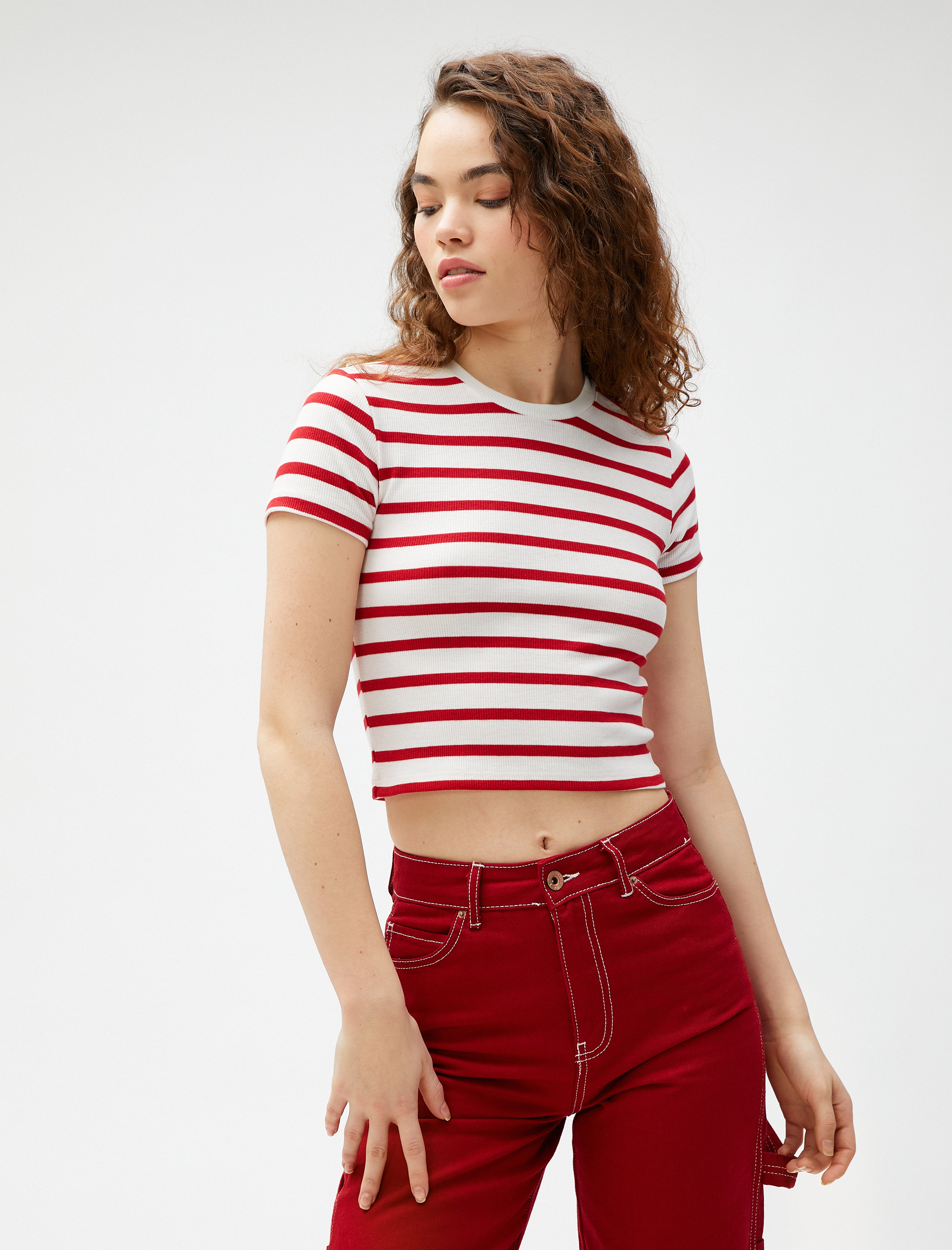   Crop Tişört Bisiklet Yaka Kısa Kollu Viskon Karışımlı