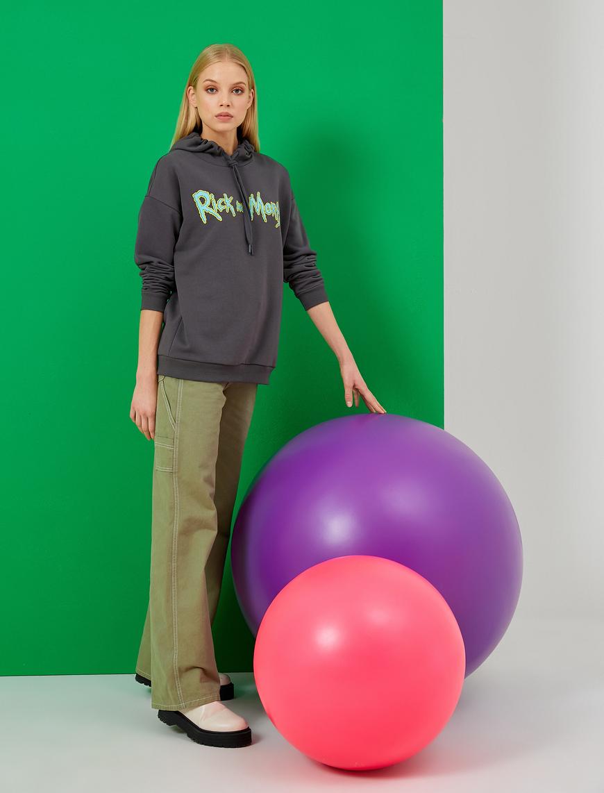   Rick and Morty Lisanslı Sweatshirt İçi Polarlı