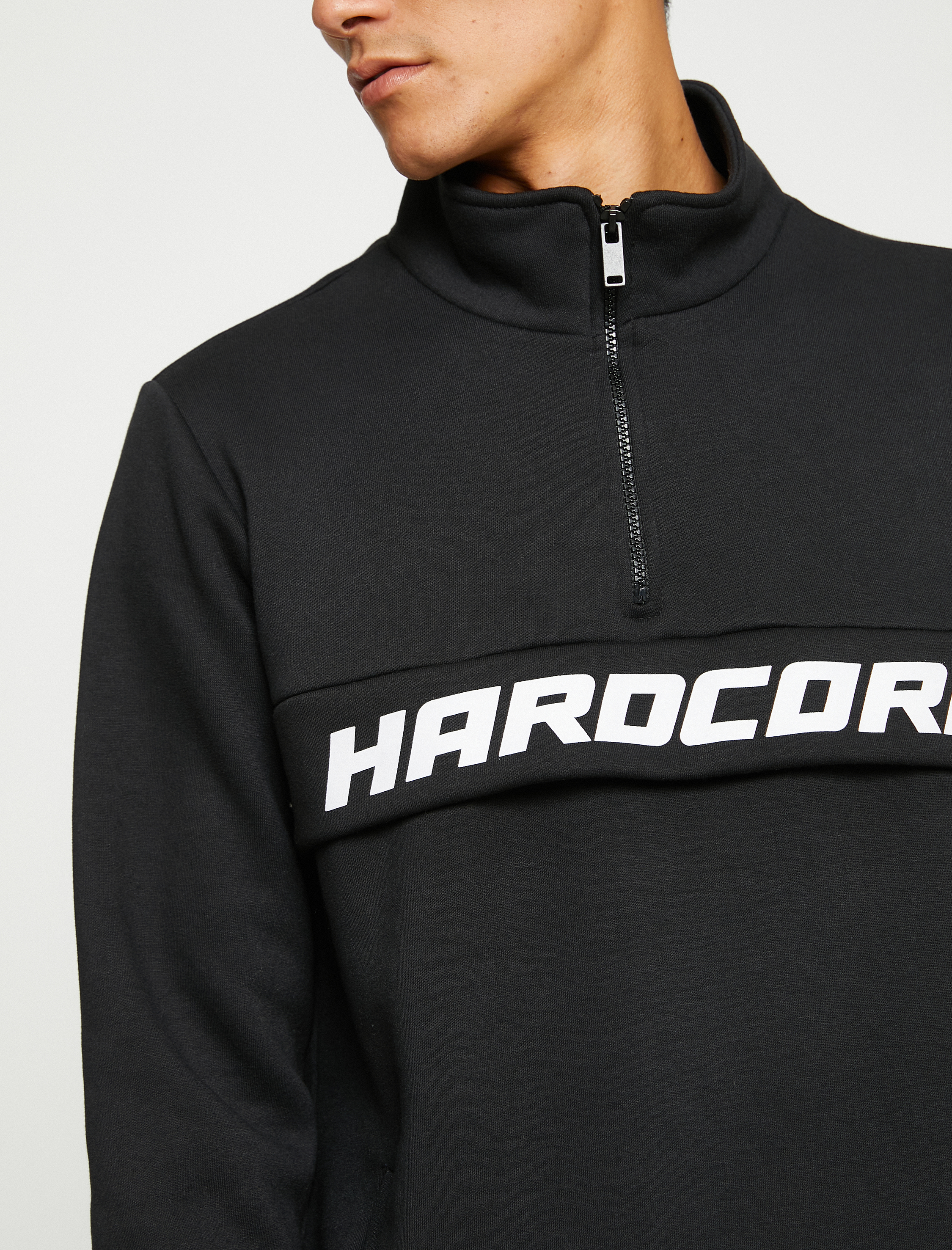   Basic Sweatshirt Dik Yaka Fermuarlı Slogan Baskılı Cep Detaylı