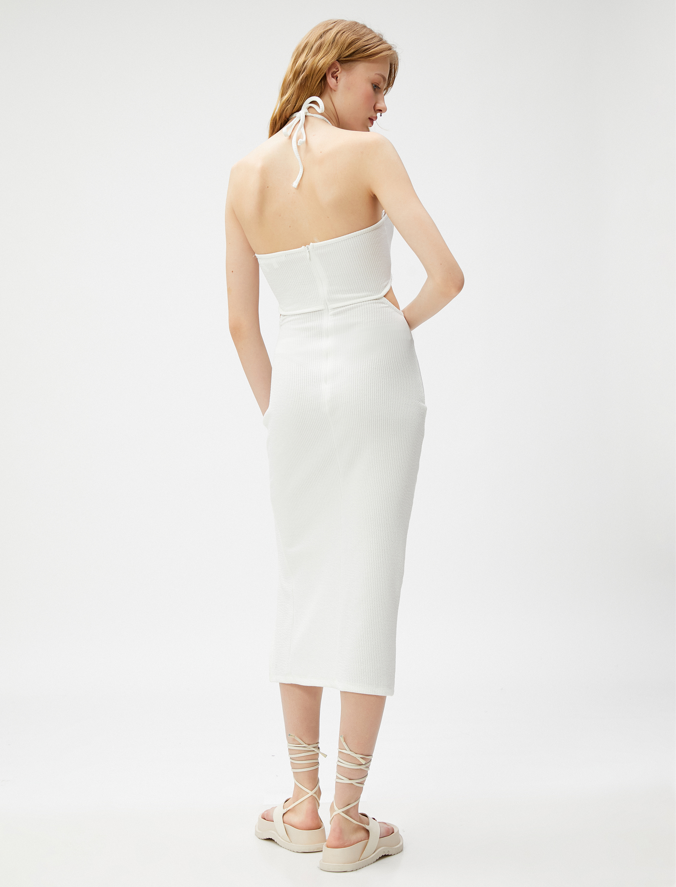   Midi Elbise Pencere Detaylı Yırtmaçlı Halter Yaka Fitilli Bürümcük