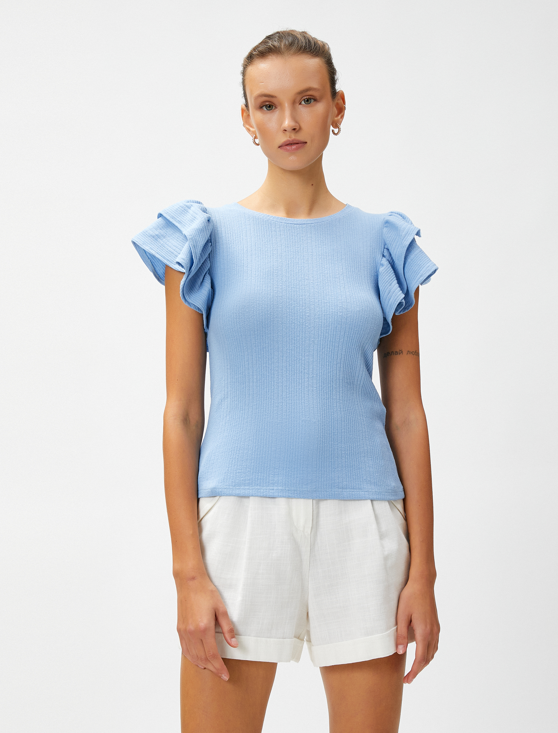   Kolları Volan Detaylı Tişört Bisiklet Yaka