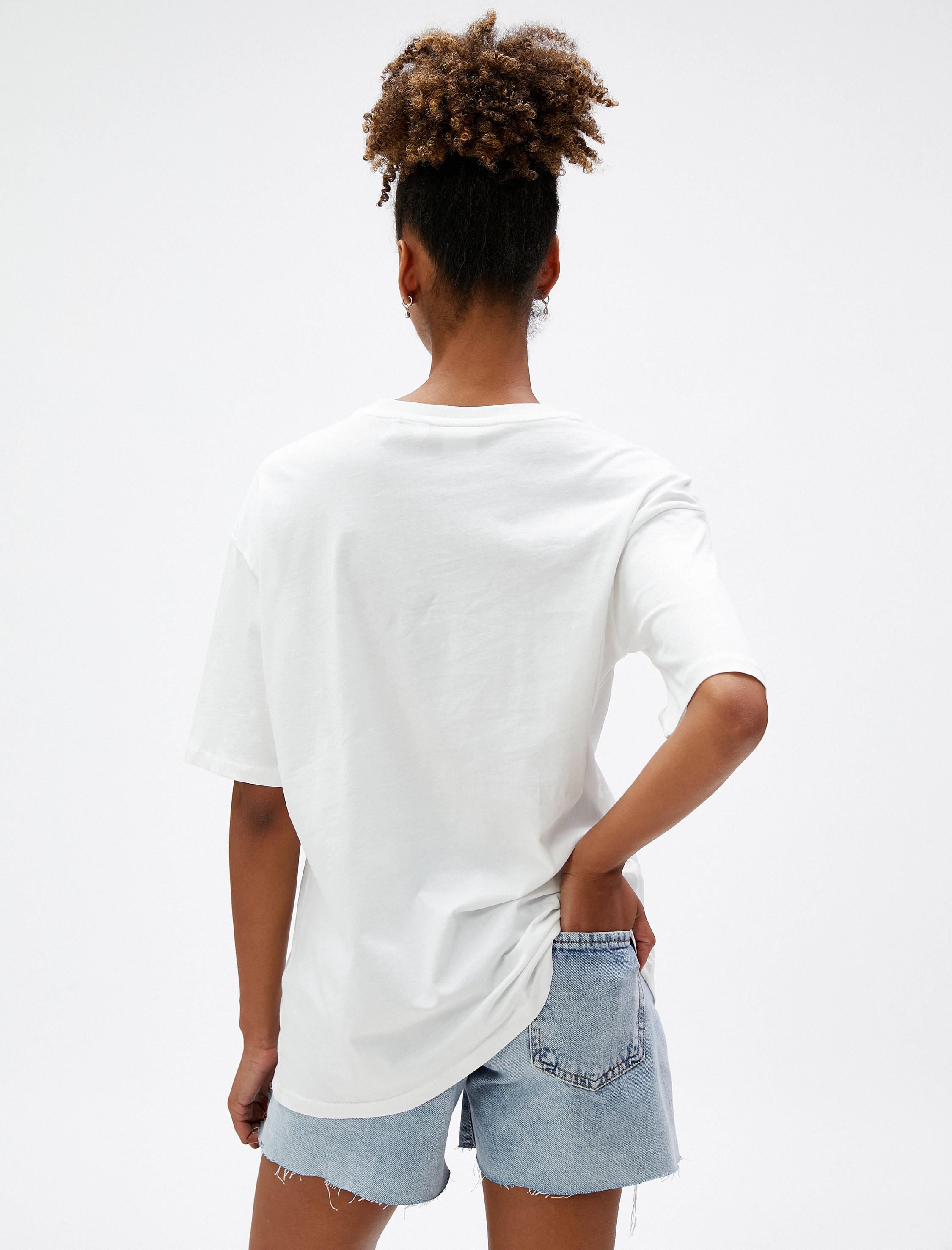   Snoopy Tişört Oversize Baskılı Lisanslı Bisiklet Yaka Kısa Kollu