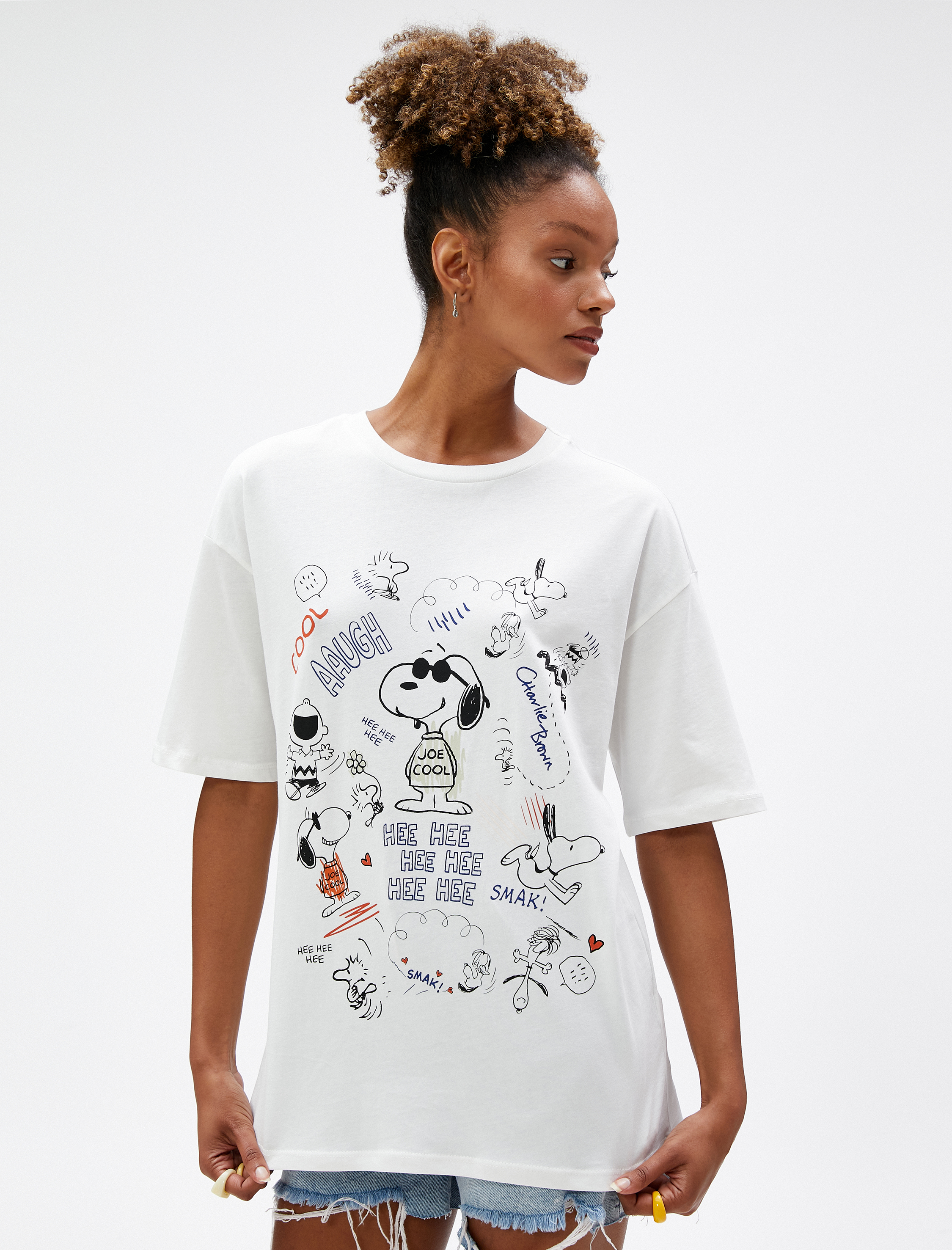   Snoopy Tişört Oversize Baskılı Lisanslı Bisiklet Yaka Kısa Kollu