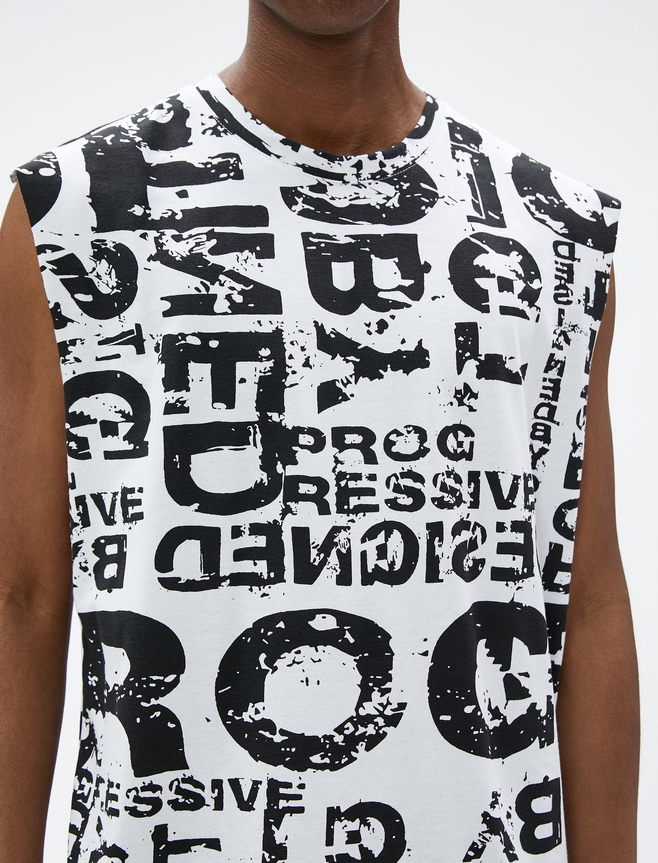   Kolsuz Atlet Slogan Baskılı Bisiklet Yaka