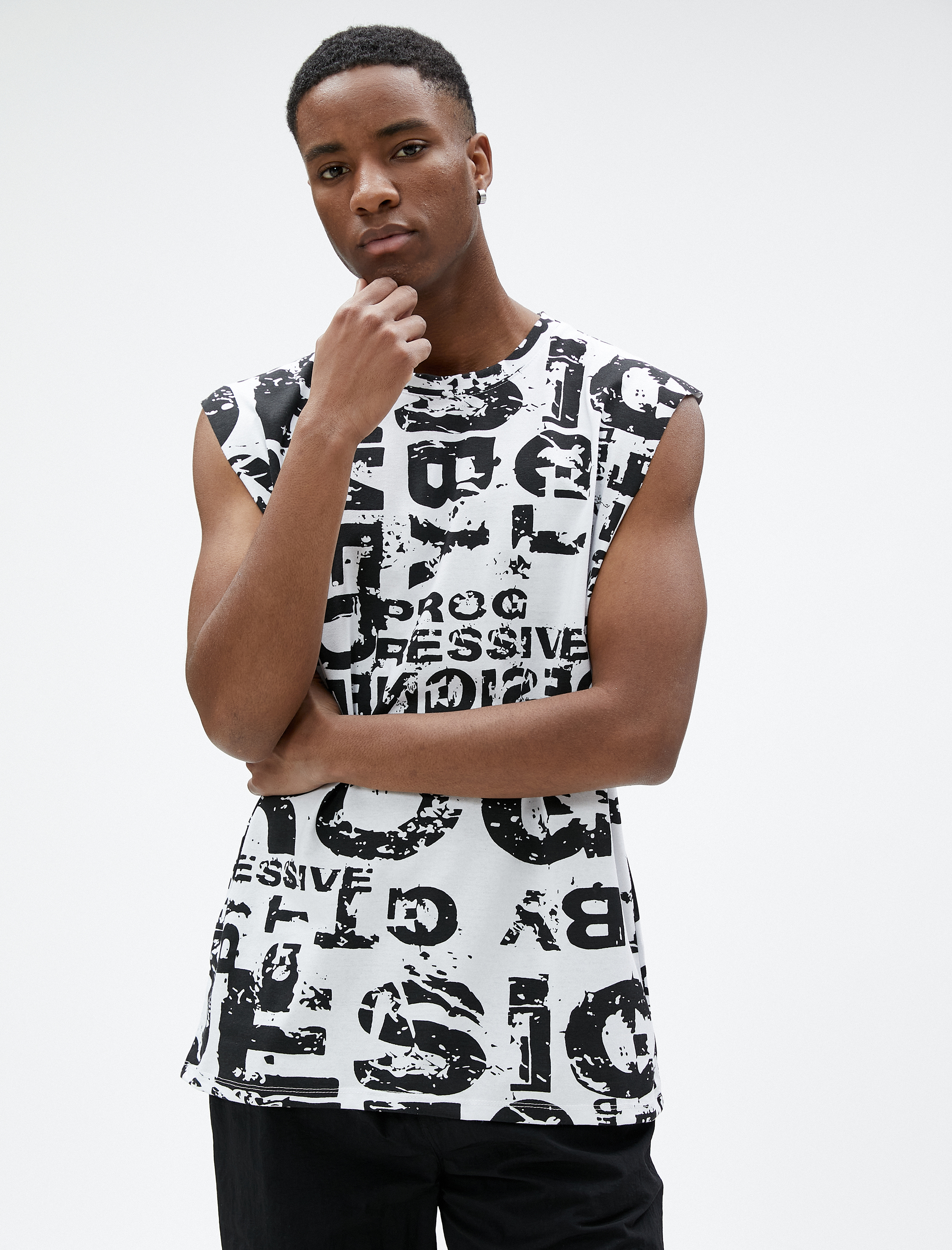   Kolsuz Atlet Slogan Baskılı Bisiklet Yaka