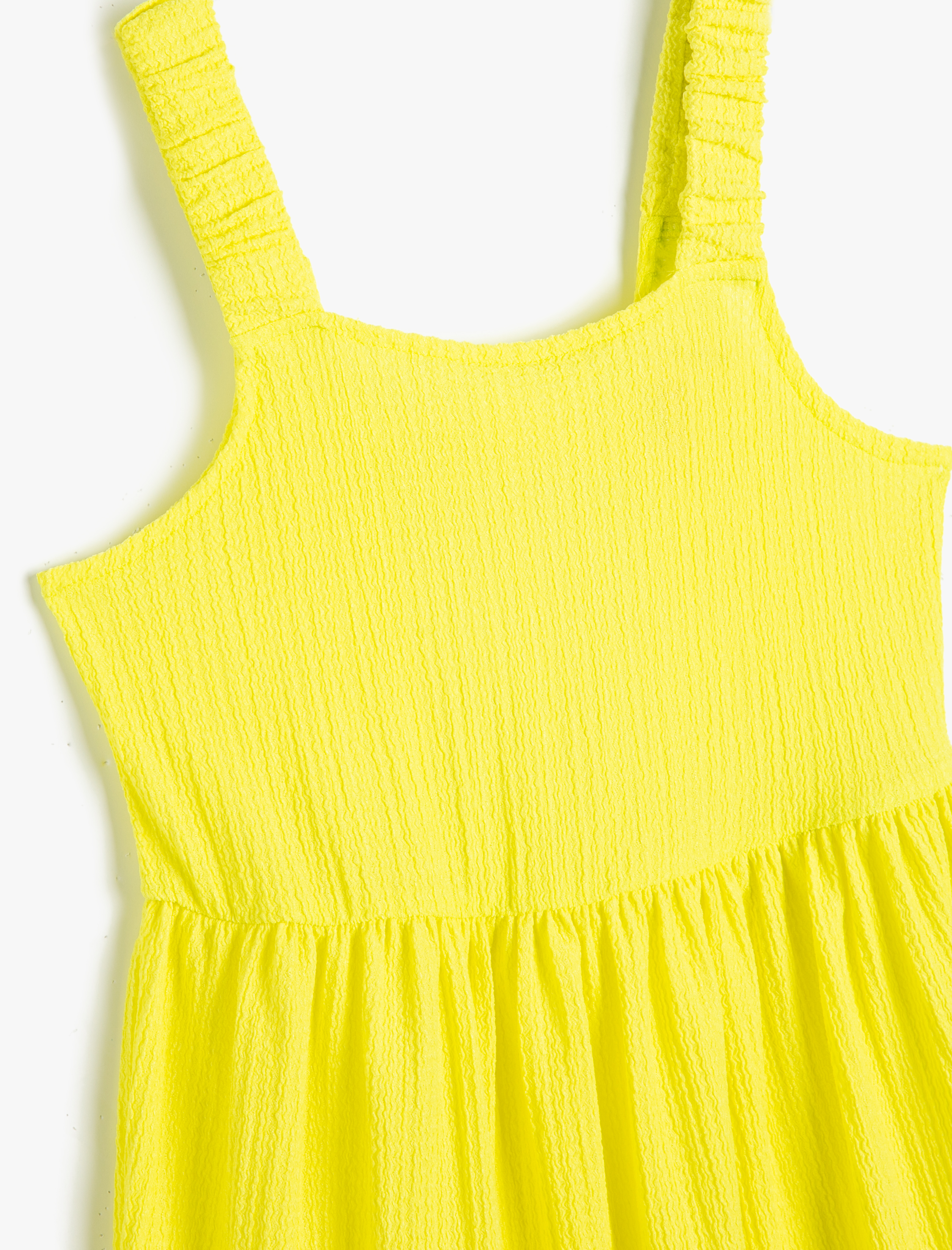  Kız Çocuk Elbise Midi Boy Askılı Arkası Pencere Detaylı Rahat Kesim Kare Yaka