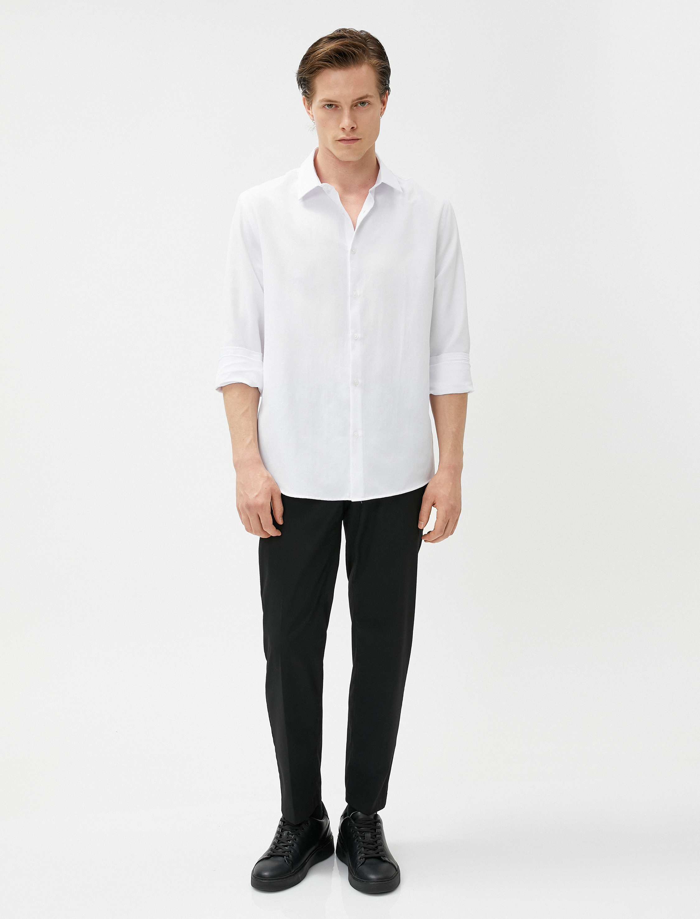 Basic Gömlek Klasik Manşet Yaka Uzun Kollu Düğmeli Non Iron