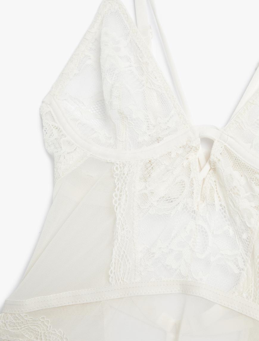   Dantelli Tül Bodysuit Pencere Detaylı Biyeli