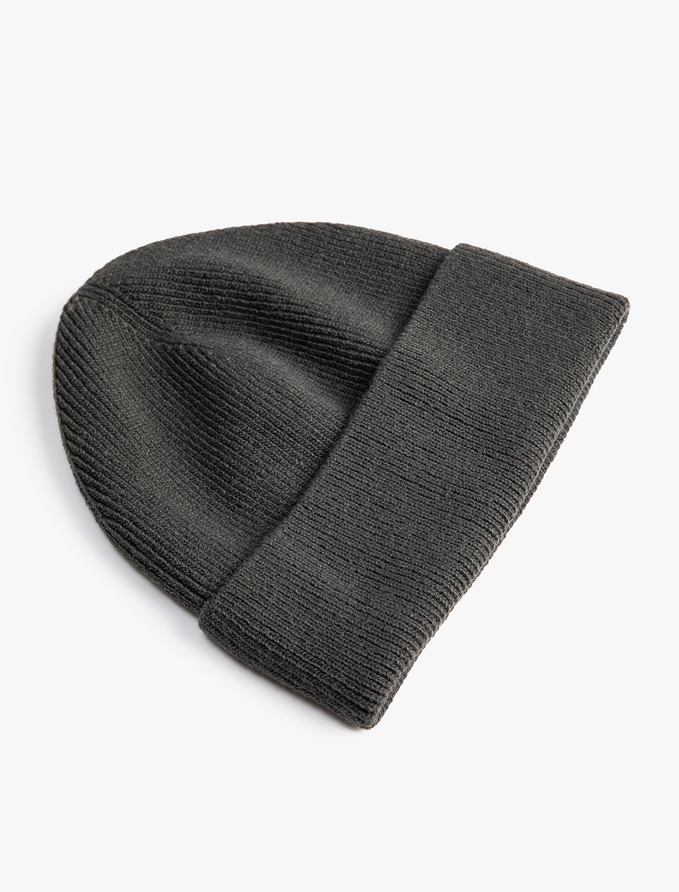 Erkek Katlı Bere Slogan Baskılı Etiket Detaylı