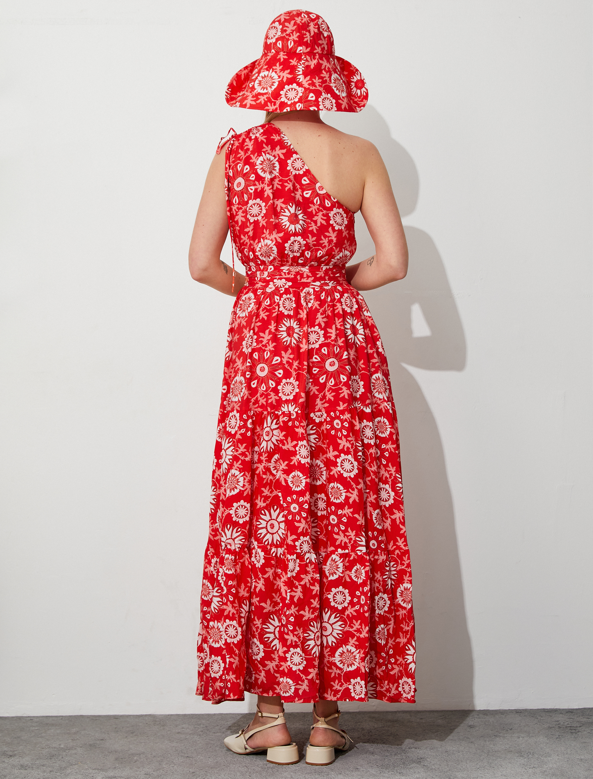   Tek Omuz Uzun Çiçekli Elbise