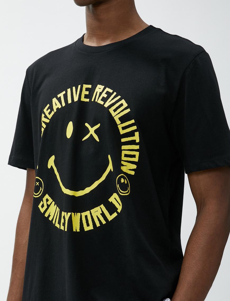   SmileyWorld® Tişört Baskılı Lisanslı Bisiklet Yaka Kısa Kollu