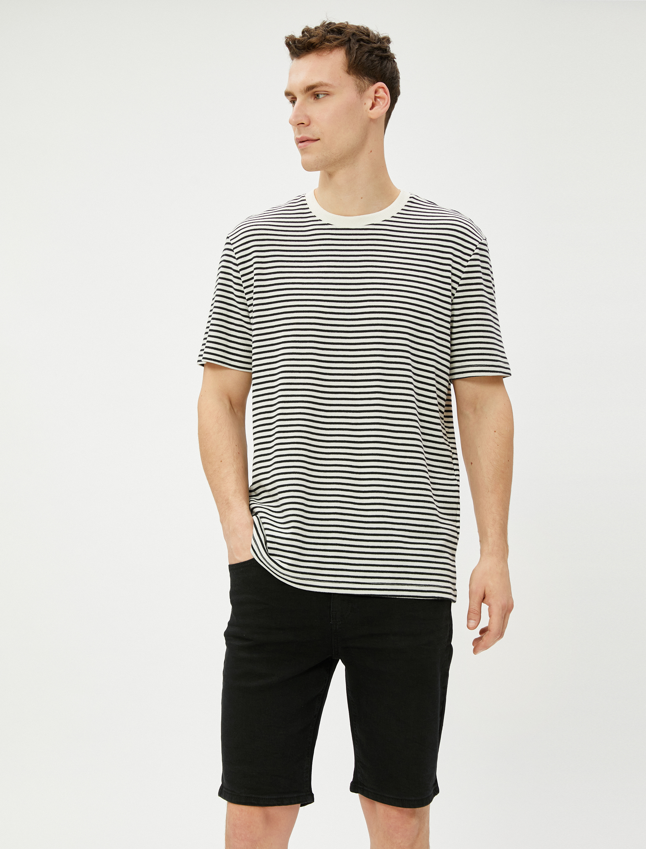   Bermuda Kot Şort Cepli Düğme Detaylı Pamuklu