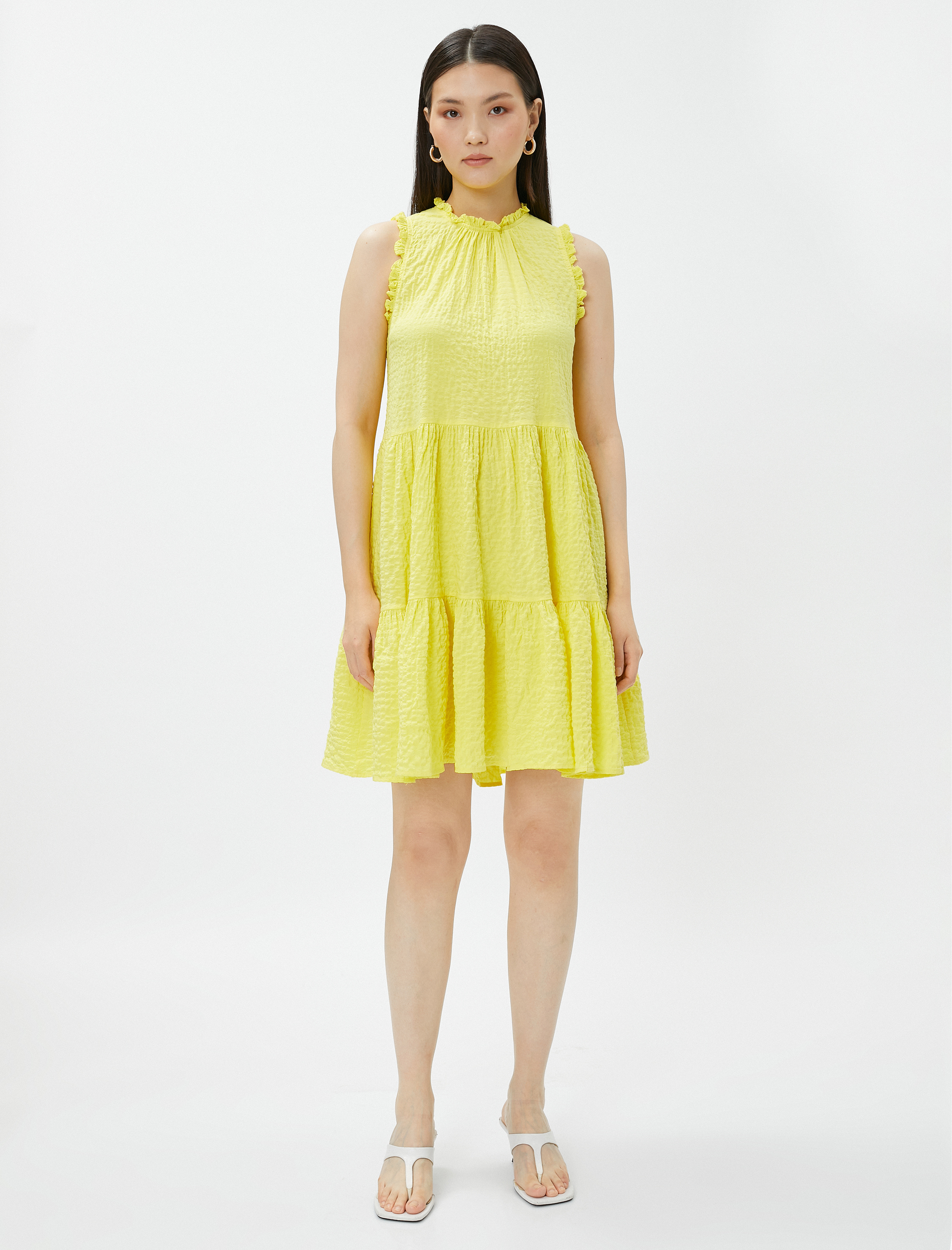   Mini Fırfırlı Elbise Kolsuz Bisiklet Yaka Katlı