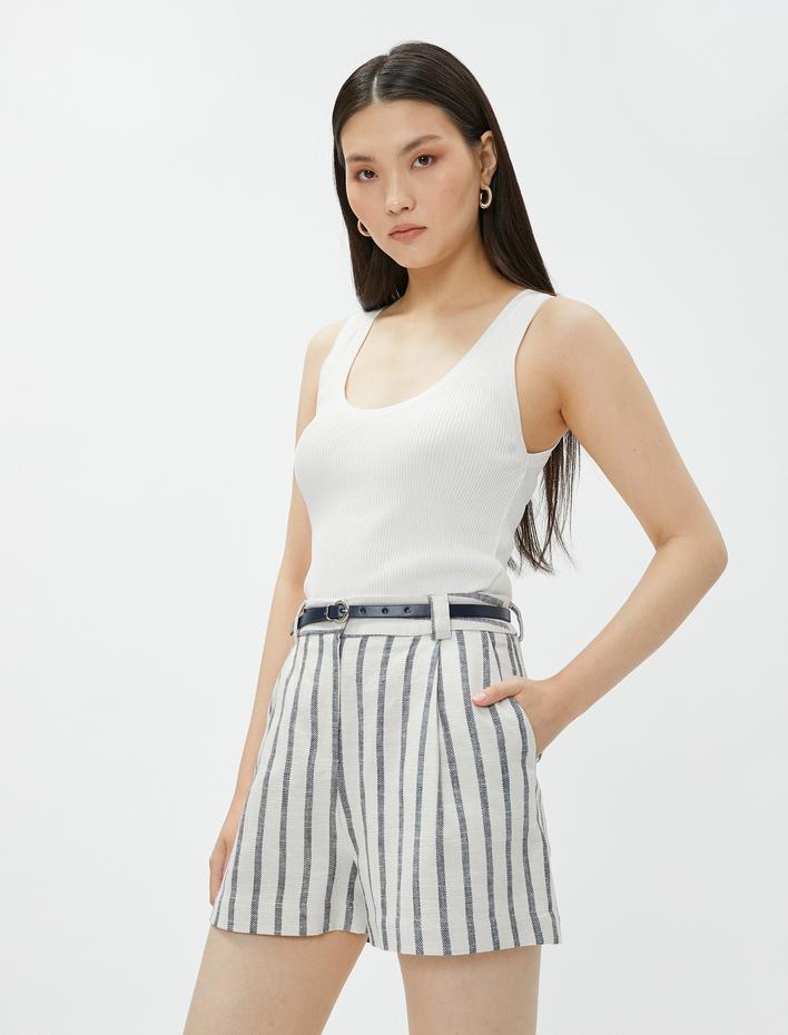  Kemerli Şort Cepli Pileli Keten Karışımlı