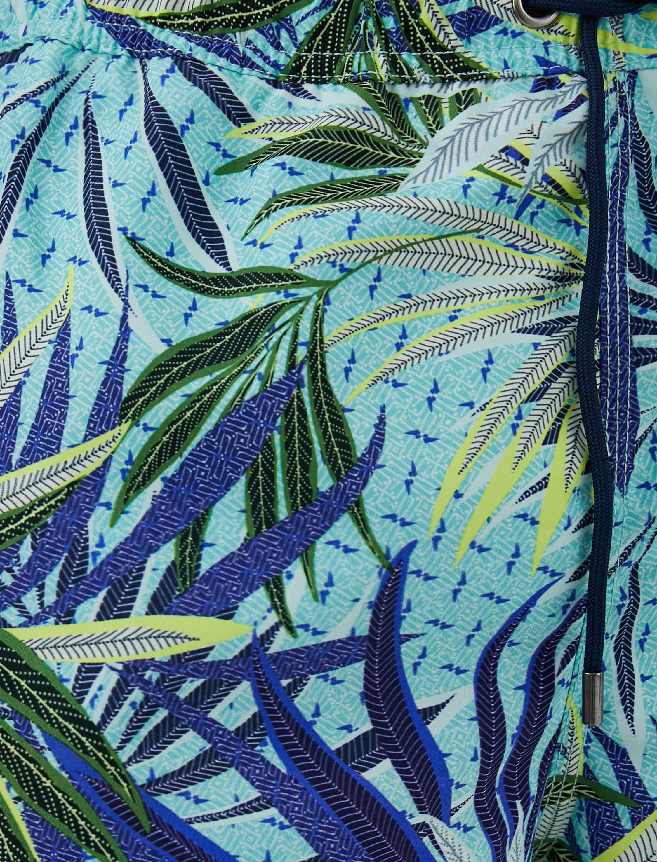   Mayo Şort Yaprak Baskılı Beli Bağcıklı Cepli