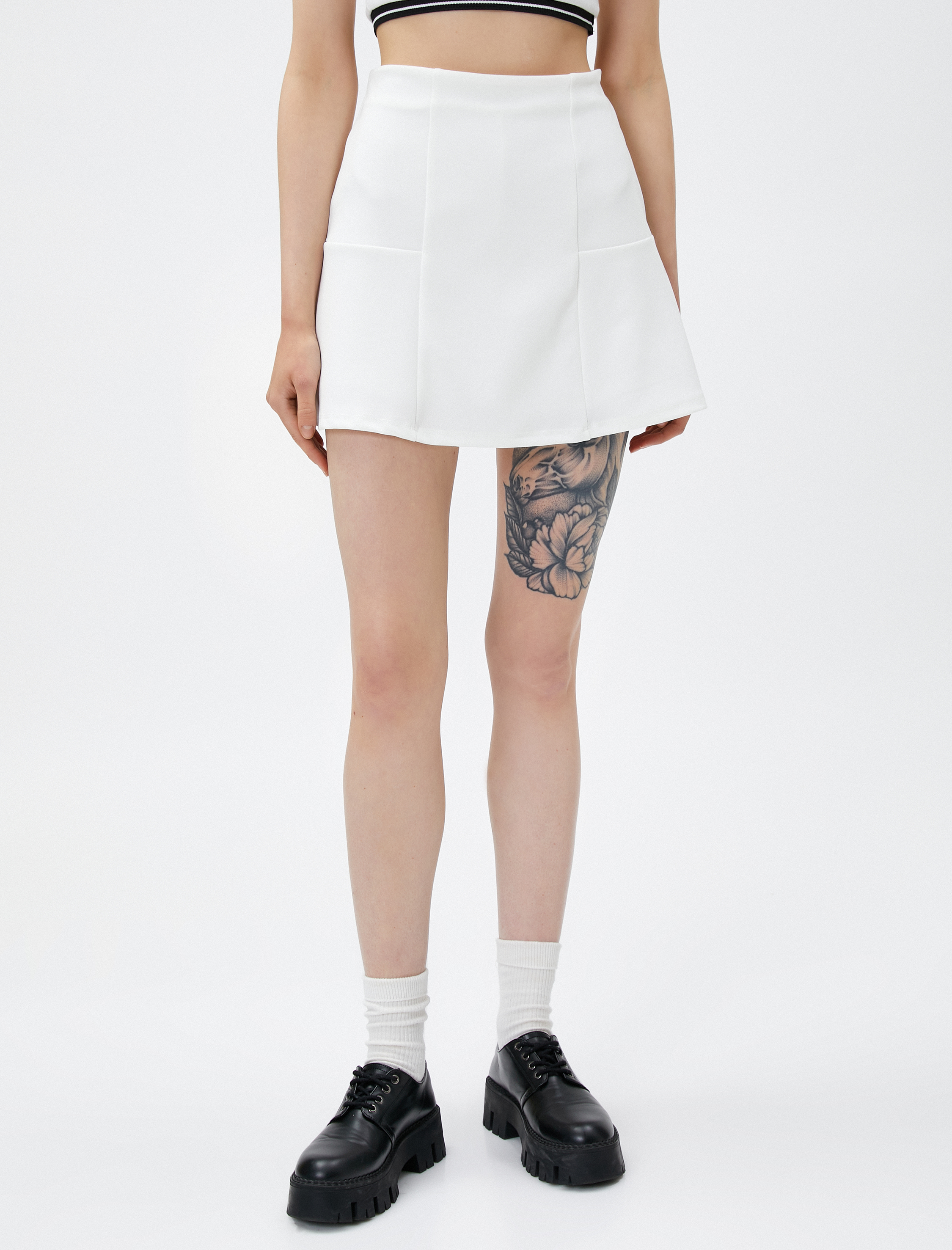   Mini Şort Etek Kloş Volanlı