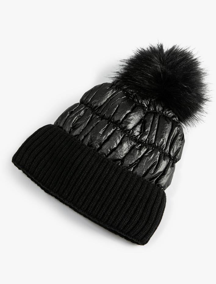 Kadın Kapitone Bere Katlamalı Ponpon Detaylı